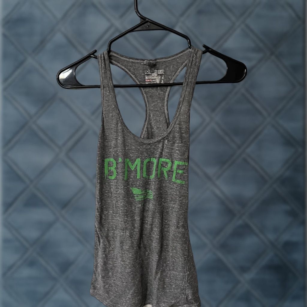 Under Armour Under Armour Heatgear Tank XS Gray Heather Athletic Sleeveless Womens Size ONE SIZE - 1 Thumbnail