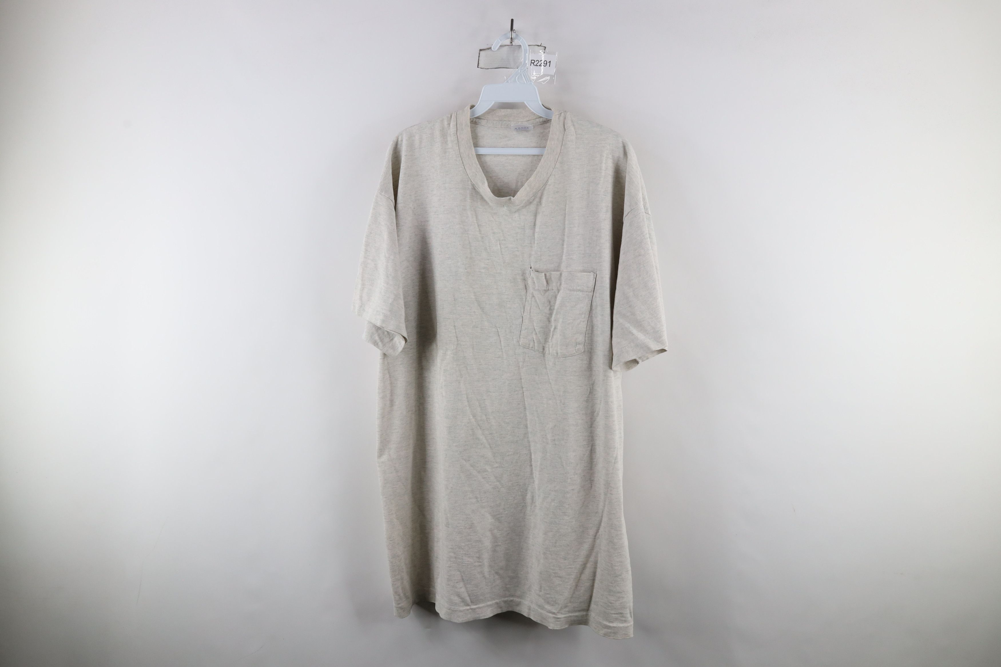 Vintage Vintage 90s Streetwear Short Sleeve Pocket T-Shirt Gray USA Size US XXL / EU 58 / 5 - 1 Thumbnail