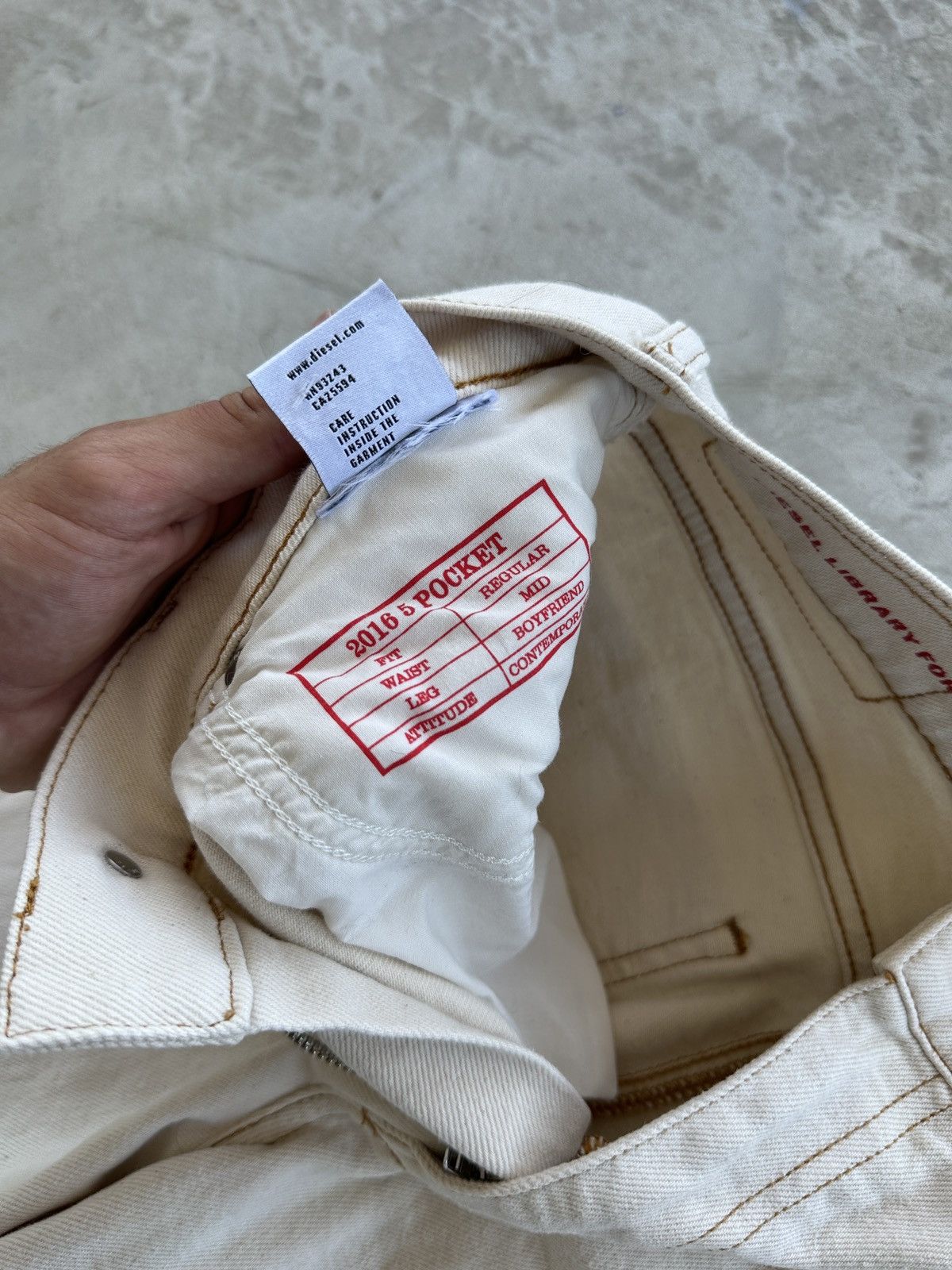 Diesel Diesel Denim Jeans Beige Embroidered Logo Women’s Size W27 Size 27" / US 4 / IT 40 - 12 Thumbnail