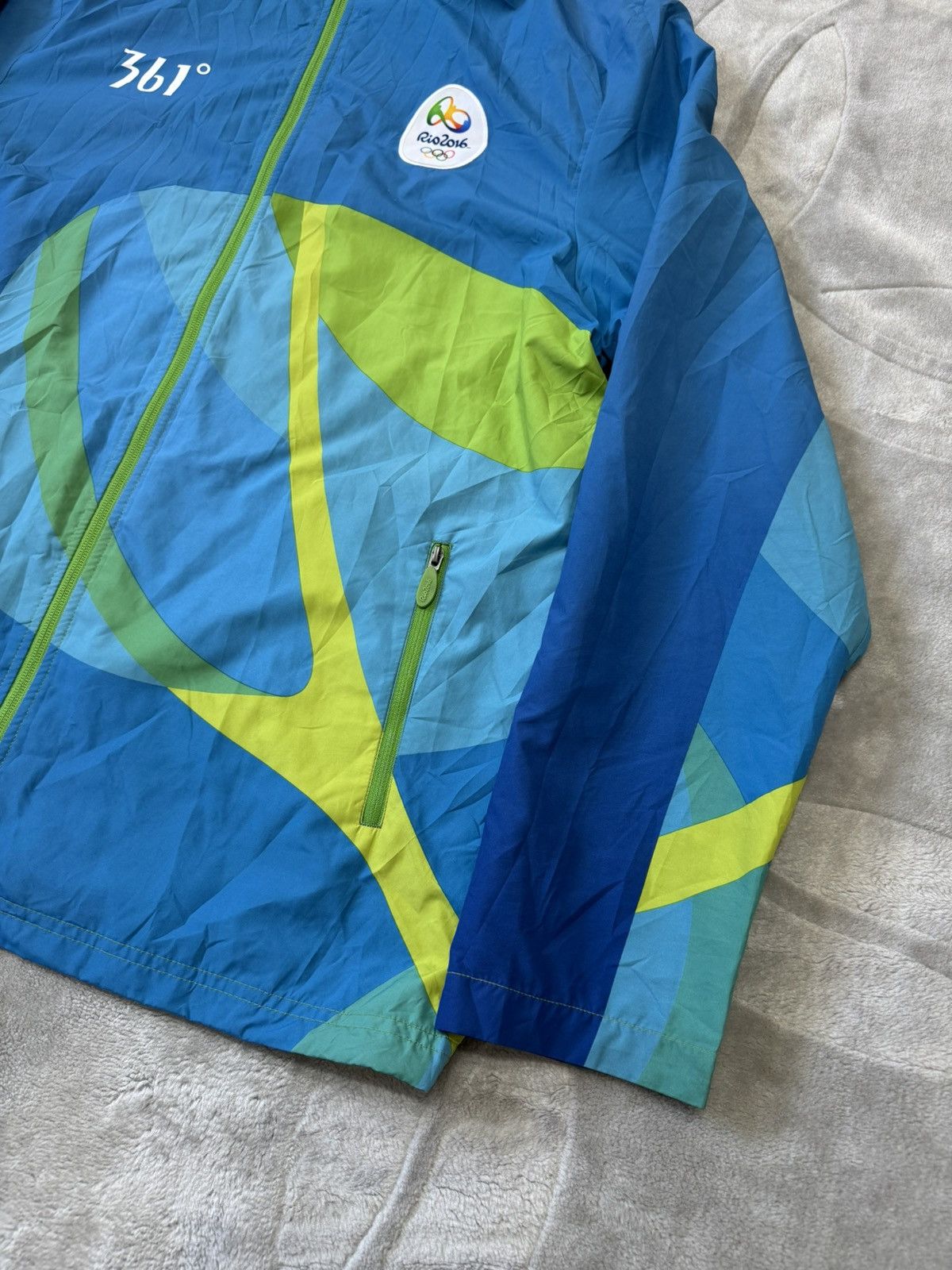 Other 361° Rio 2016 Olympics Light Jacket size L Size US L / EU 52-54 / 3 - 4 Thumbnail