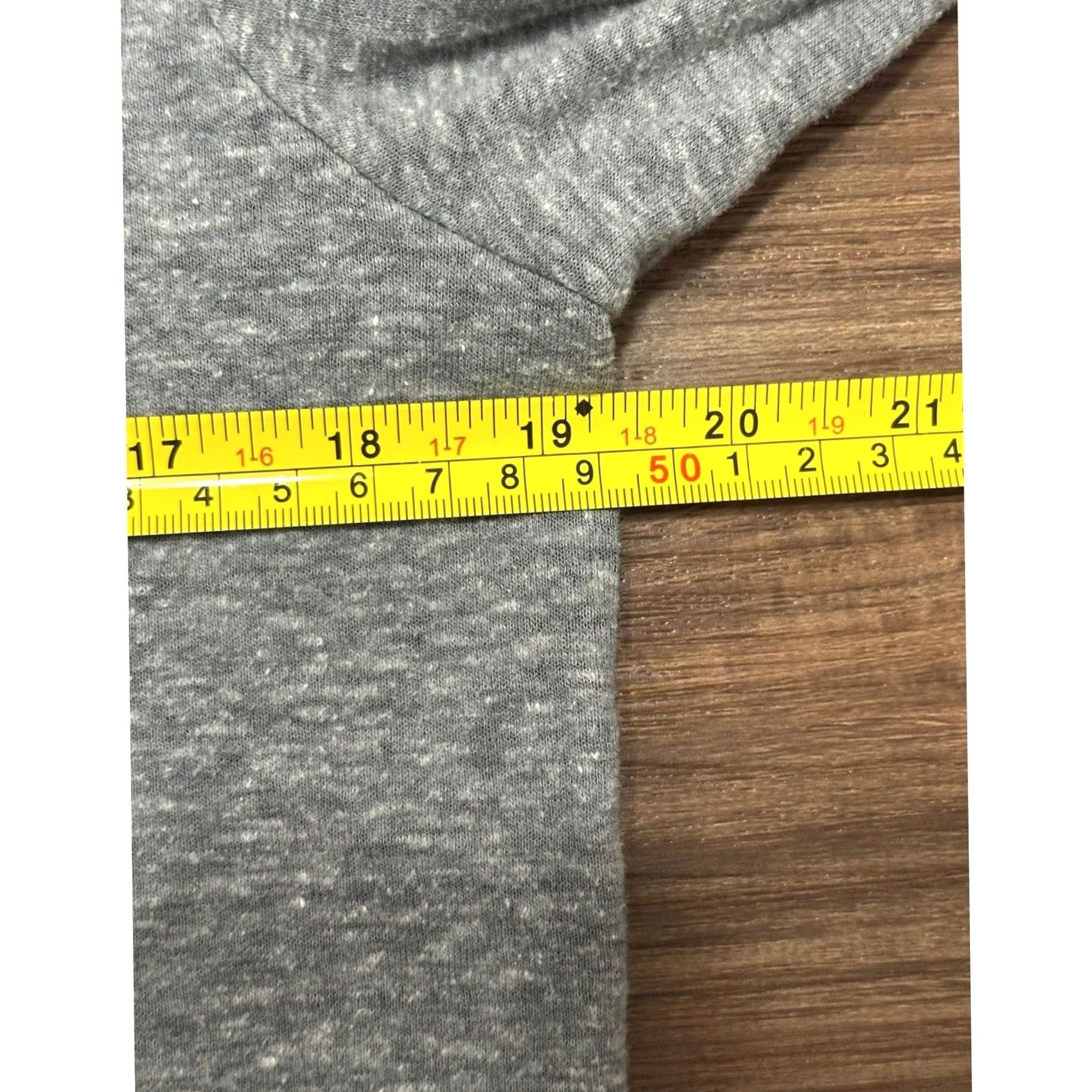 Marine Layer Marine Layer Mens Henley Shirt Long Sleeve Heather Gray Knit Cotton Base Layer Size S Size US S / EU 44-46 / 1 - 6 Thumbnail