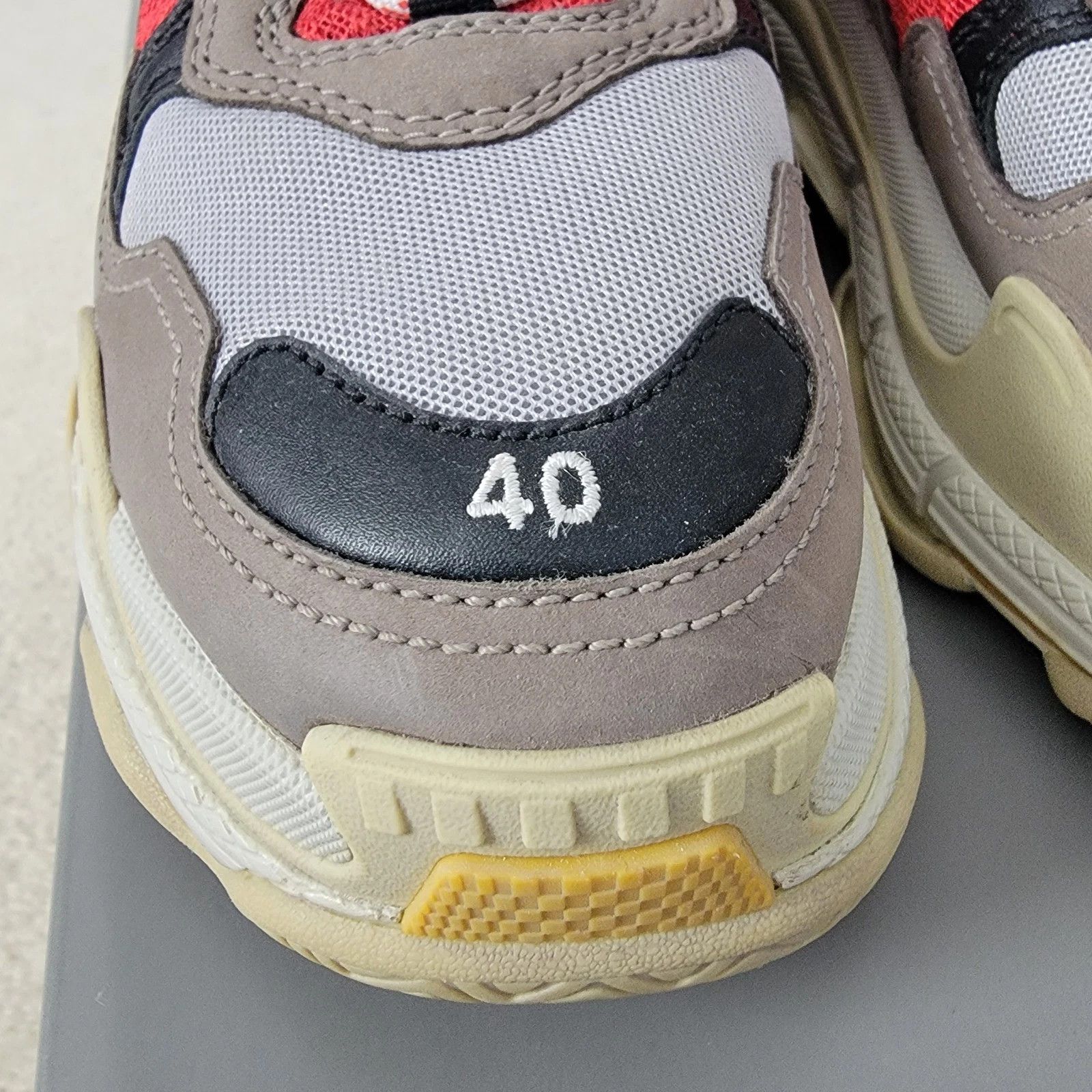 Balenciaga Balenciaga Triple S Grey/Red/Blue Sneakers Size US 7 / EU 40 - 5 Thumbnail