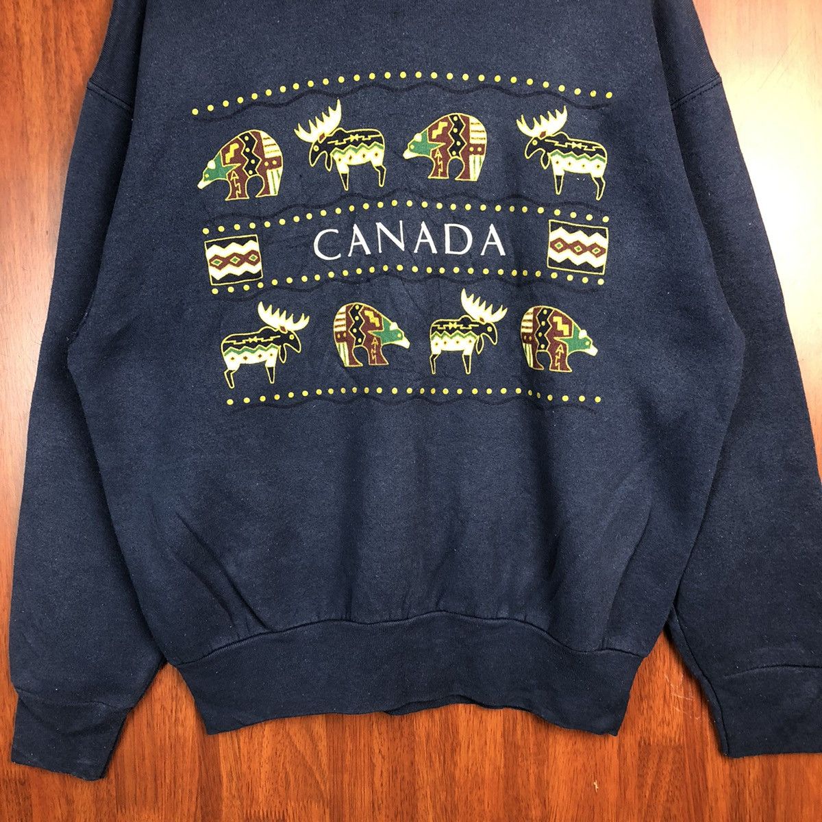 Vintage Canada vintage Dark Blue Sweathshirt #7525 Size US L / EU 52-54 / 3 - 3 Thumbnail