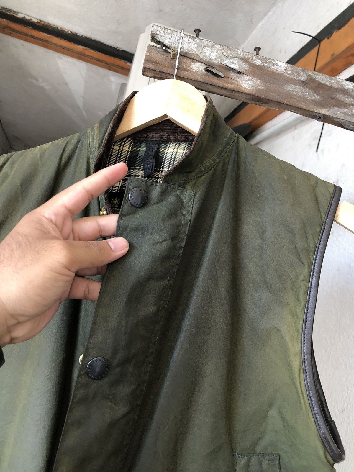Barbour Nice❗️Vintage Barbour Distressed Wax Vest Jacket Size US S / EU 44-46 / 1 - 19 Thumbnail