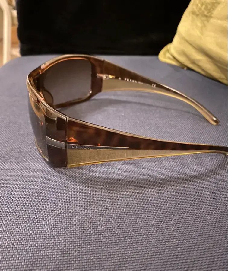 Prada × Vintage PRADA Sunglasses Rectangle Wrap Shield Sport Flame Star Size ONE SIZE - 1 Thumbnail