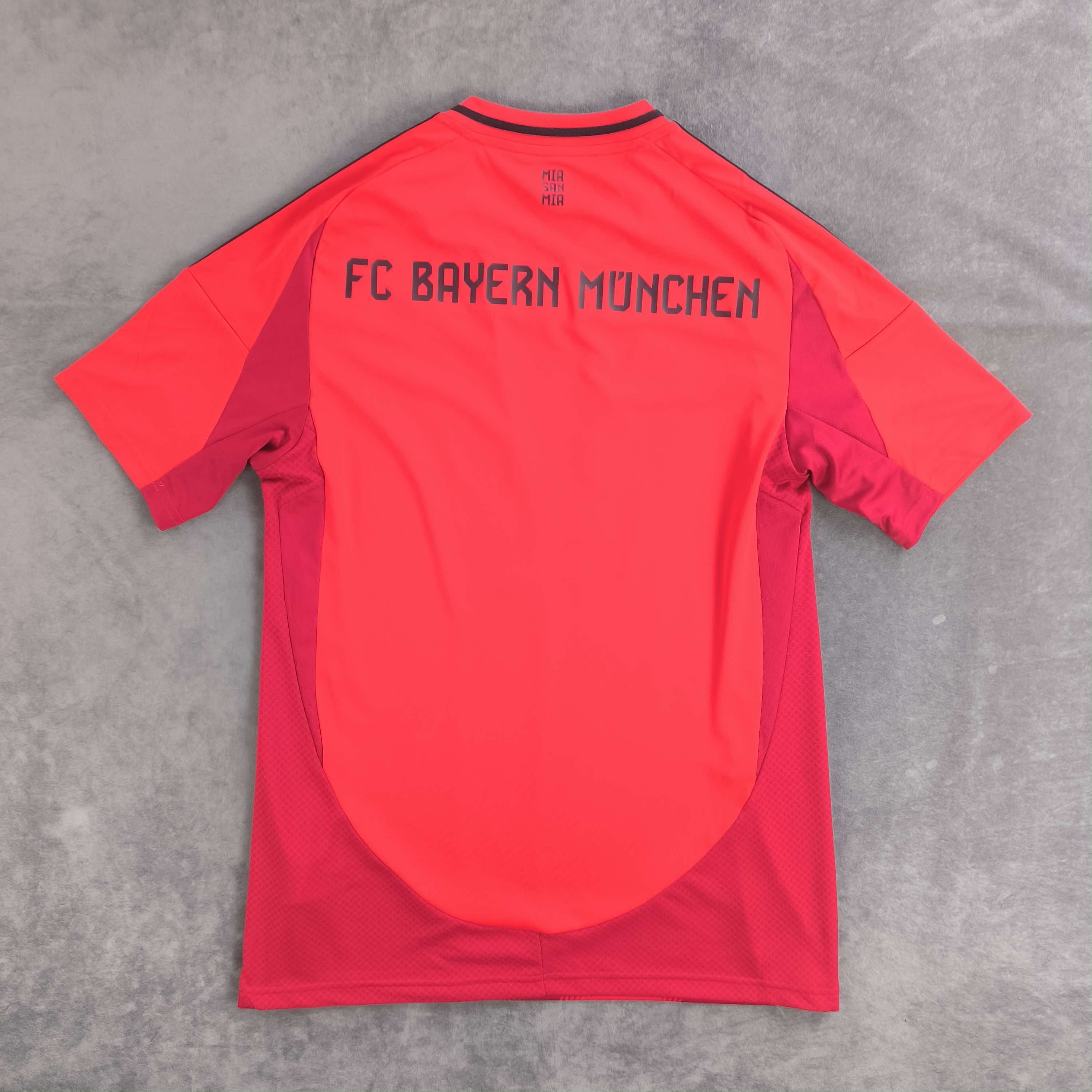 Adidas Bayern Munich 2024-25 Adidas home football jersey size S Size US S / EU 44-46 / 1 - 2 Thumbnail