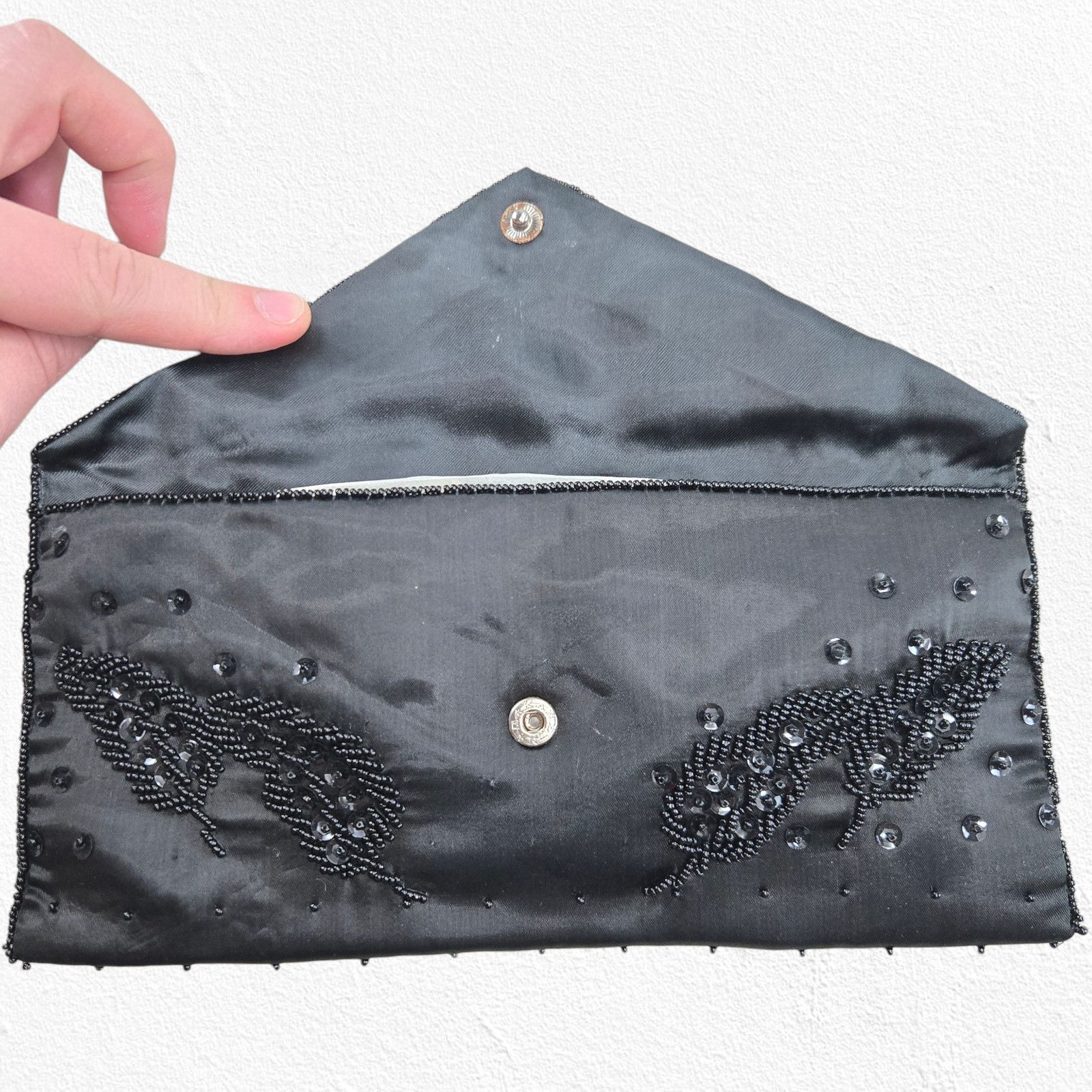 Vintage 1950s Black Beaded Satin Evening Clutch Purse Size ONE SIZE - 4 Thumbnail