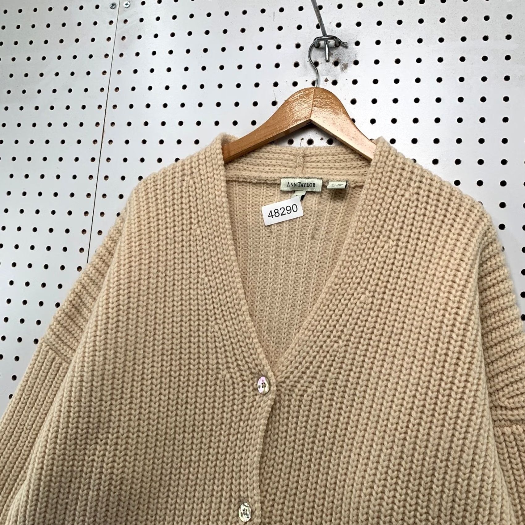 Ann Taylor VINTAGE Ann Taylor Wool Cardigan Sweater Womens Large Beige Chunky Rib Knit Oversized Size L / US 10 / IT 46 - 6 Thumbnail