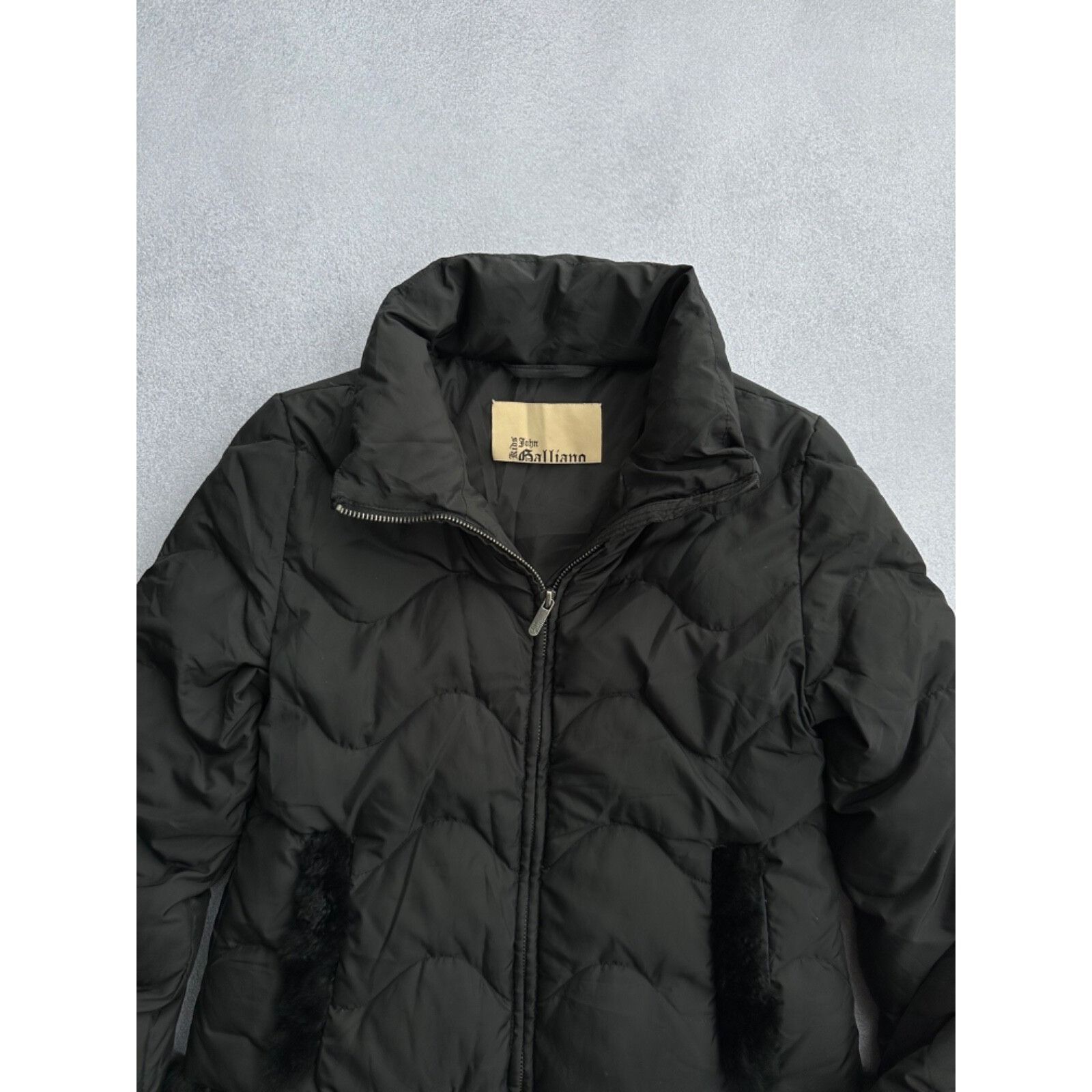 John Galliano VTG John Galliano Kids Woman Puffer Jacket with Fur Size S / US 4 / IT 40 - 4 Thumbnail