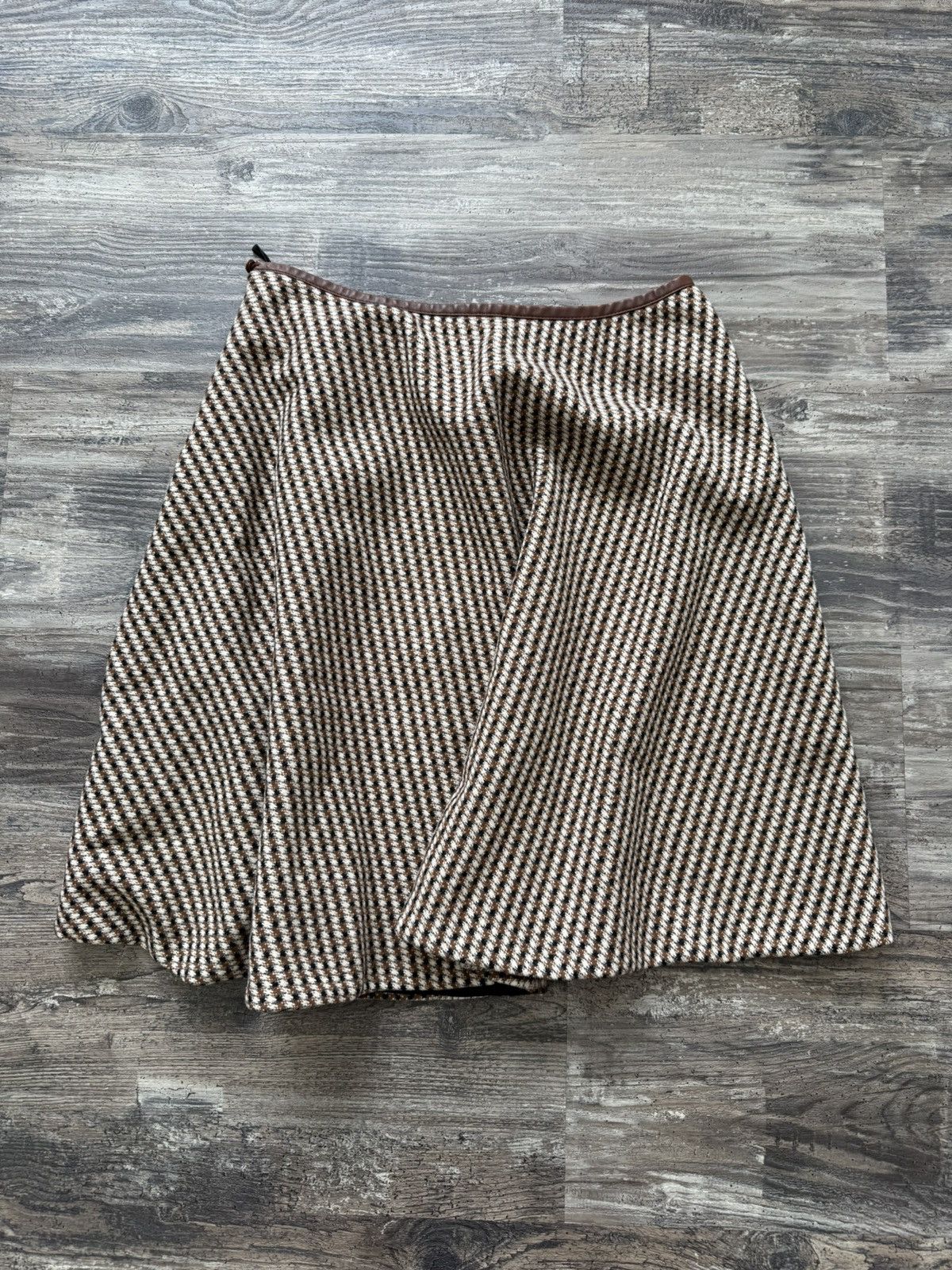 Prada Prada SS14 Houndstooth Midi Skirt Size 28" / US 6 / IT 42 - 2 Thumbnail