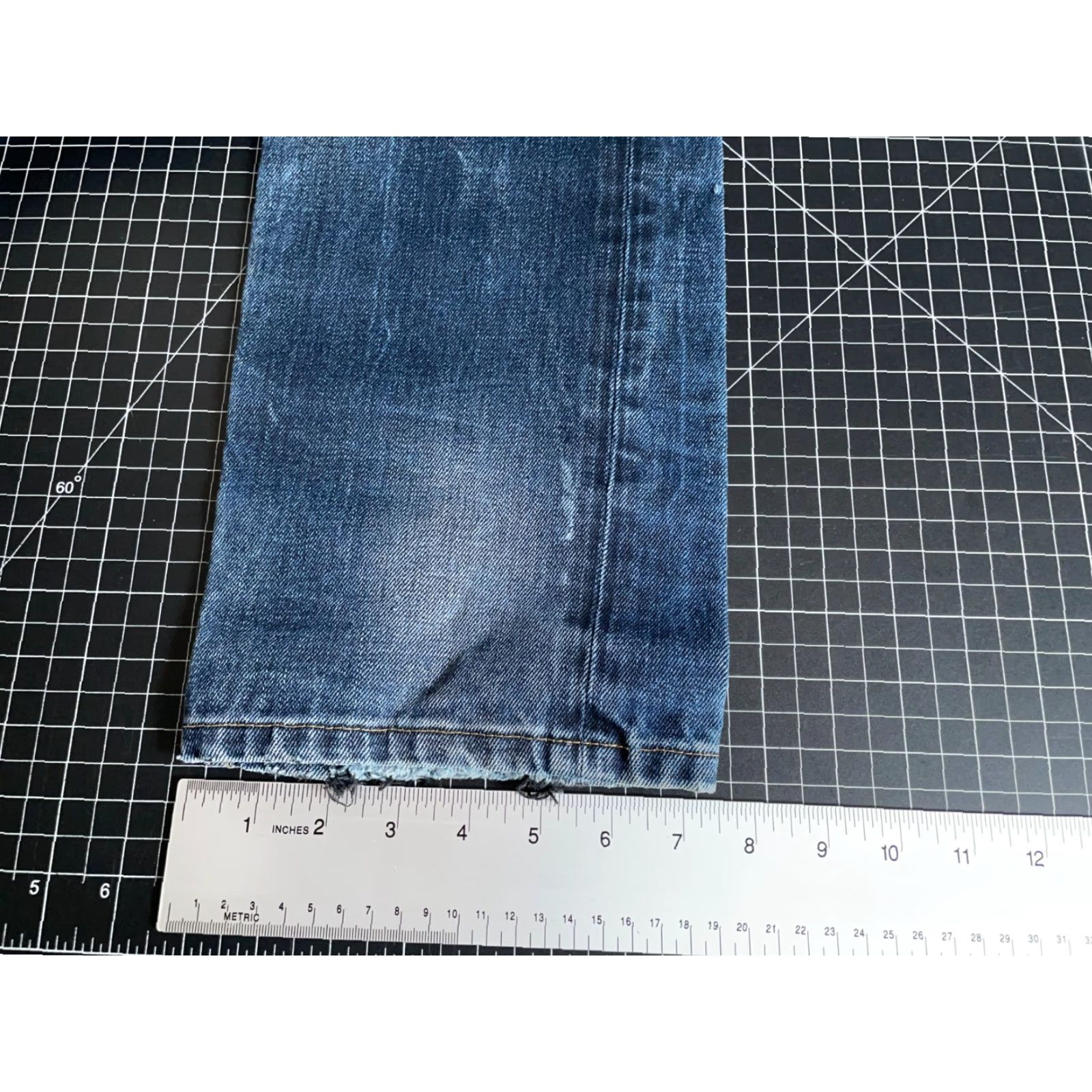 Diesel VINTAGE Diesel Slim Fit Jeans Men's 31 Dark Blue Distressed Denim Button Fly Low Rise Jeans Size US 32 / EU 48 - 7 Thumbnail