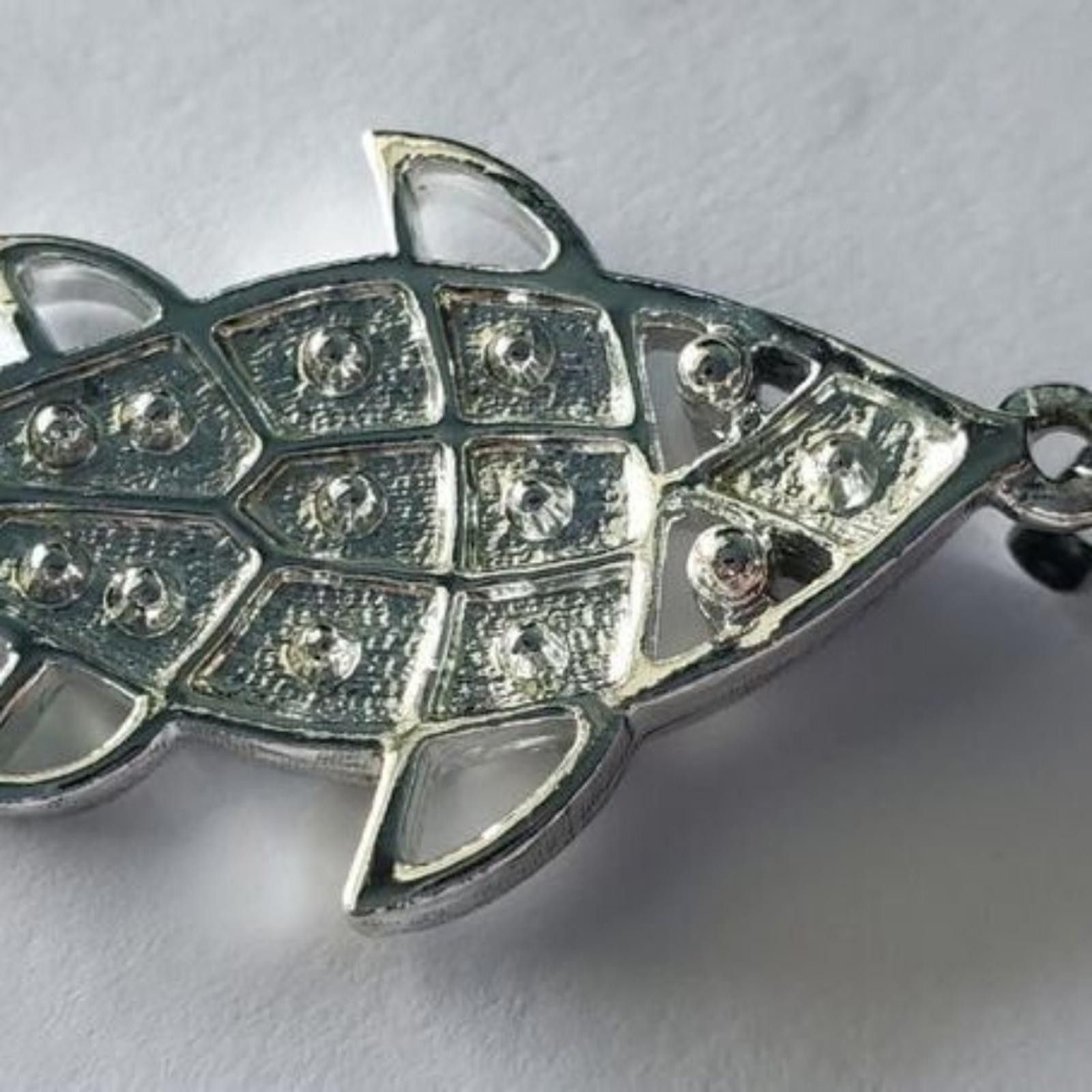 Other Vintage Sarah Coventry Silver Tone Jewelfish Pendant Size ONE SIZE - 6 Thumbnail