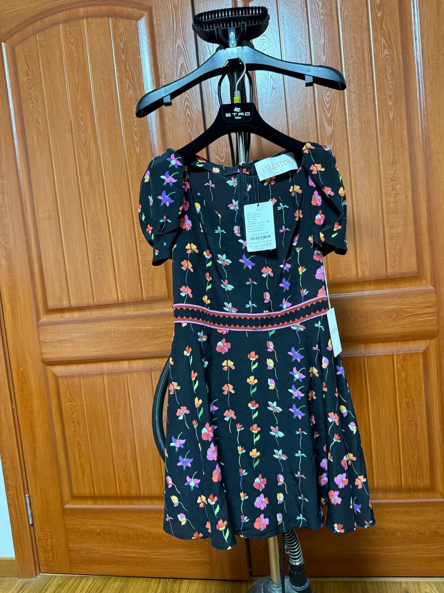 Valentino Valentino Silk Floral Print Dress Size US L / EU 52-54 / 3 - 1 Thumbnail