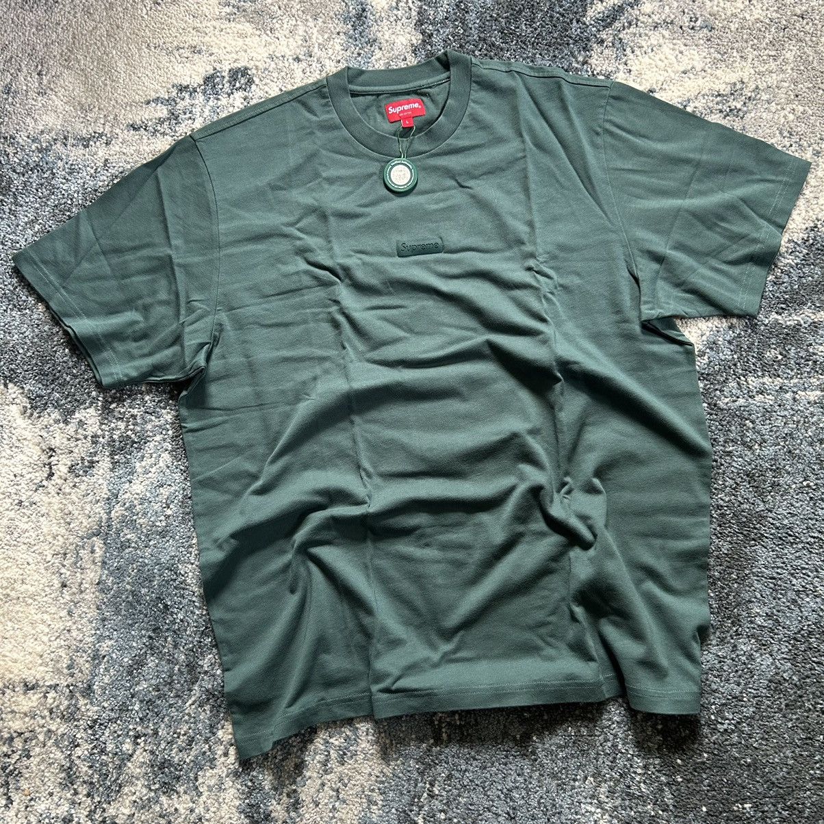 Supreme HiGH DENSiTY SMALL BOX LOGO S/S TOP TEE AQUA QUiET LUXURY Size US M / EU 48-50 / 2 - 5 Thumbnail