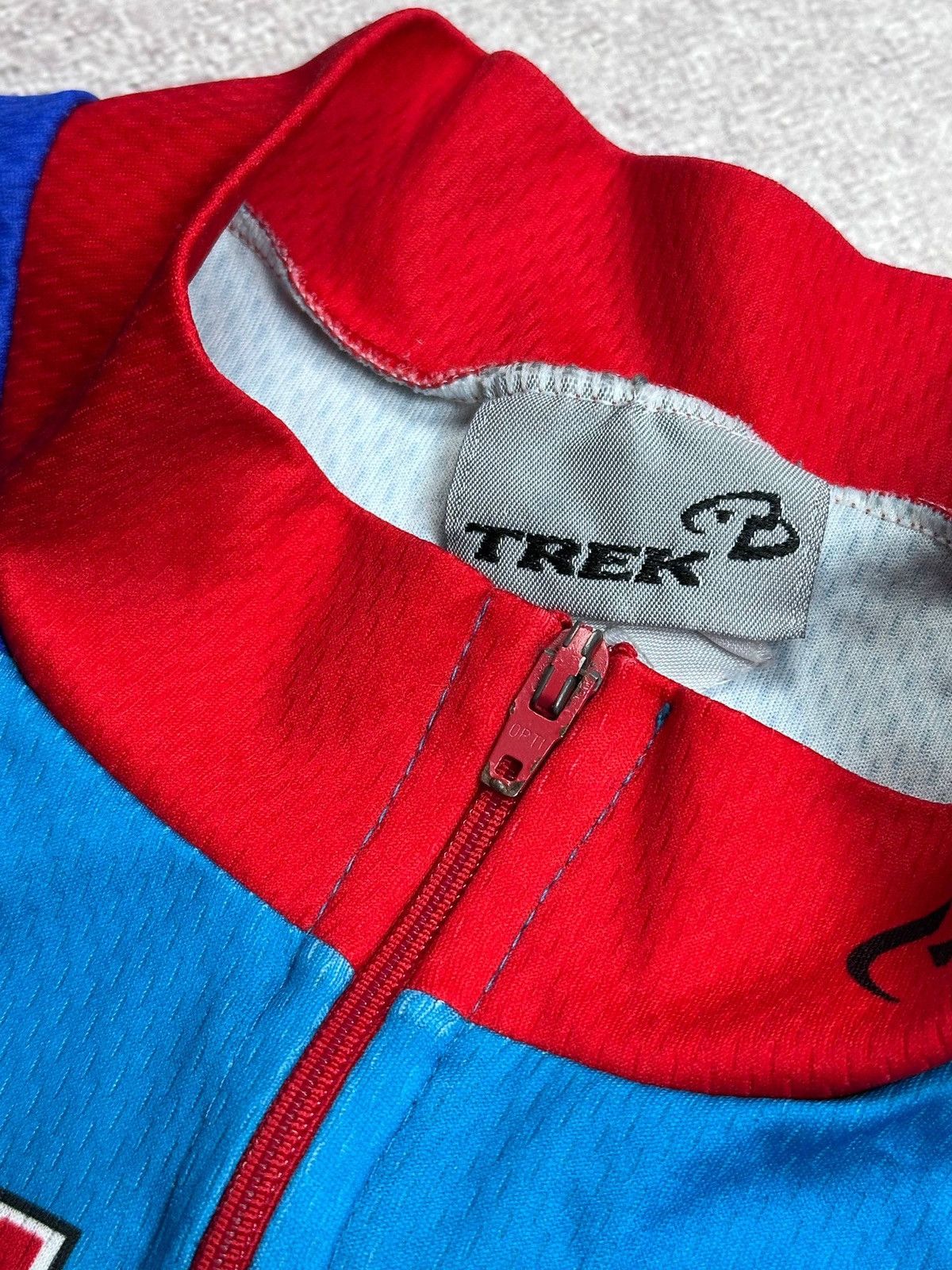 Vintage Vintage 90s Trek Volkswagen Cycling Racing Jersey Shirt L Size US L / EU 52-54 / 3 - 7 Thumbnail