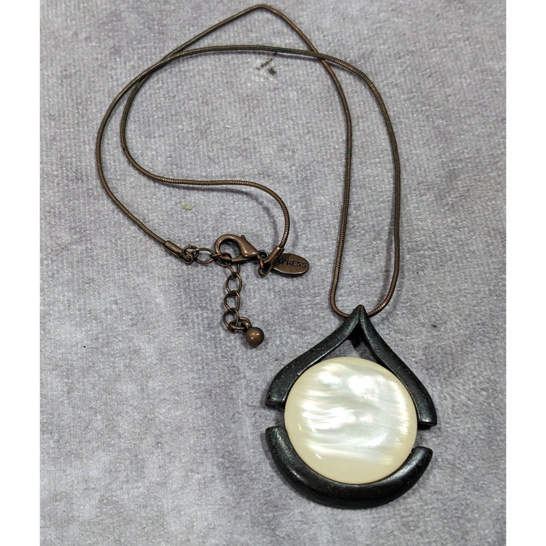 Express Express Art Deco Glass Cabochon Antiqued Gold Tone Pendant N Size ONE SIZE - 8 Thumbnail