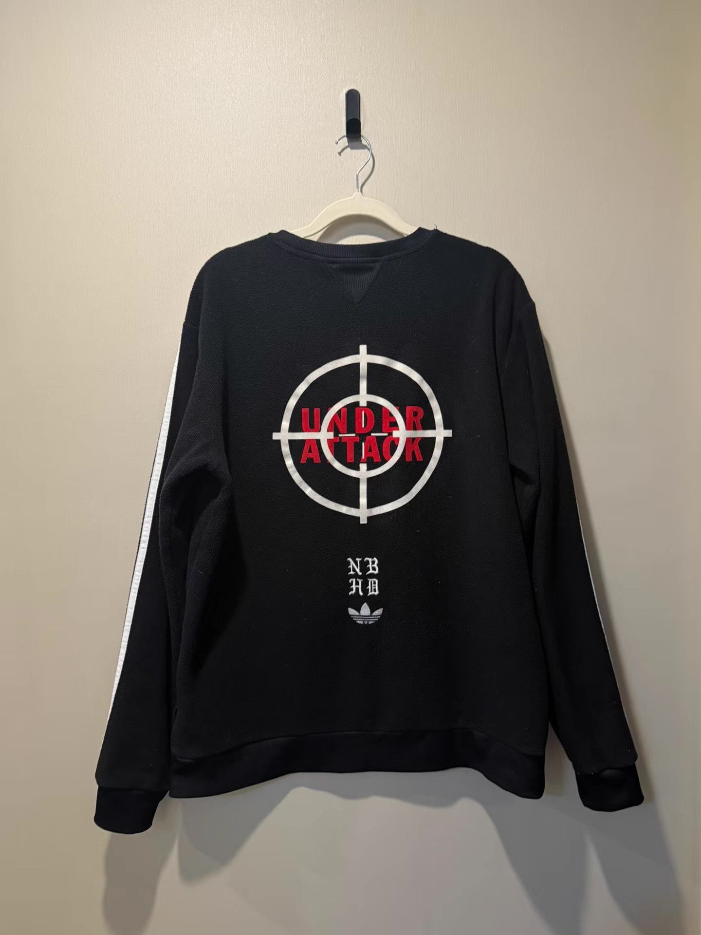 Neighborhood NEIGHBORHOOD NH CREW × adidas Neck Sweatshirt。Ｑ20 Size US M / EU 48-50 / 2 - 4 Thumbnail