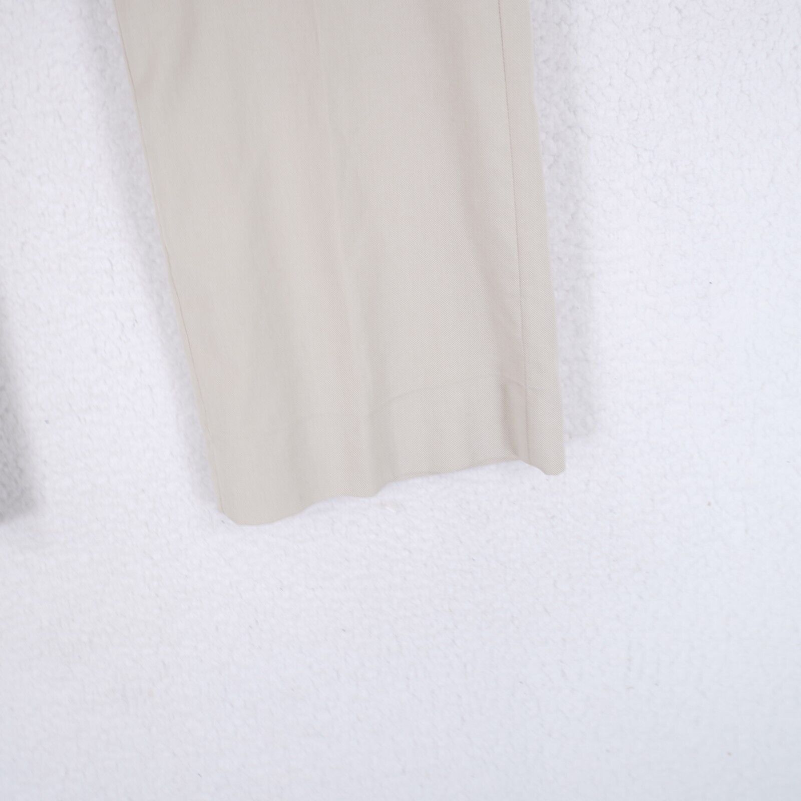 White House Black Market White House Black Market Cream Modern Boot 8R 32/32 Trousers Size 30" / US 8 / IT 44 - 2 Thumbnail