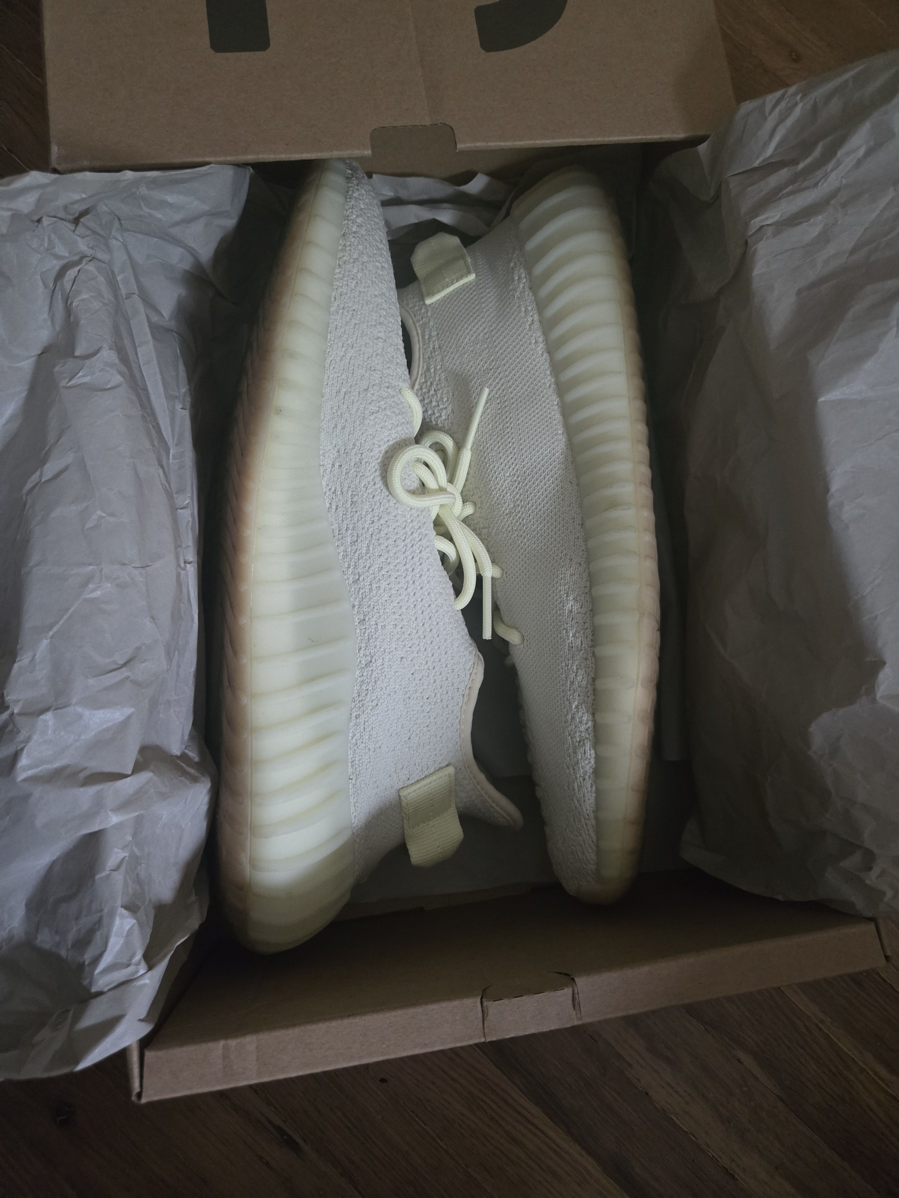 Yeezy Yeezy boost 350 v2 Butter Size US 11 / EU 44 - 1 Thumbnail