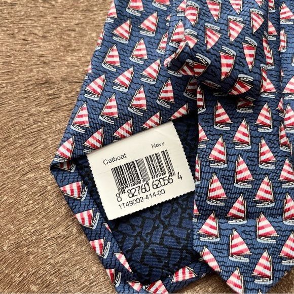 Vineyard Vines Vineyard Vines Silk American Flag Catboat Sailboat Patriotic Size ONE SIZE - 2 Thumbnail