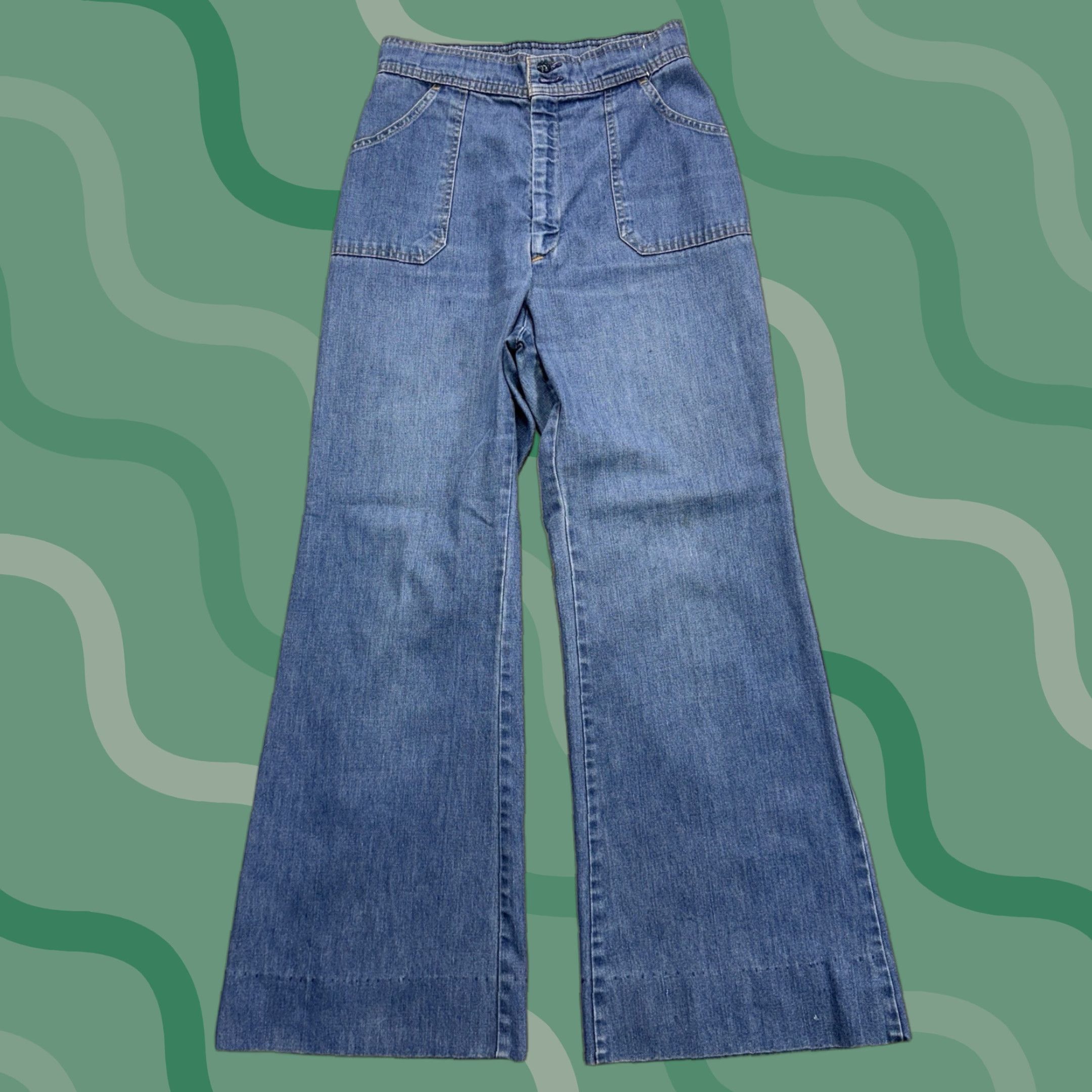 Levi's VINTAGE Levi's Orange Tab Jeans Womens 27 Blue Bell Bottom 70s Hippie Bohemian Rock Festival USA 60s 70s Womens Jeans 27 Blue Levis 684? Flared Size 27" / US 4 / IT 40 - 1 Thumbnail