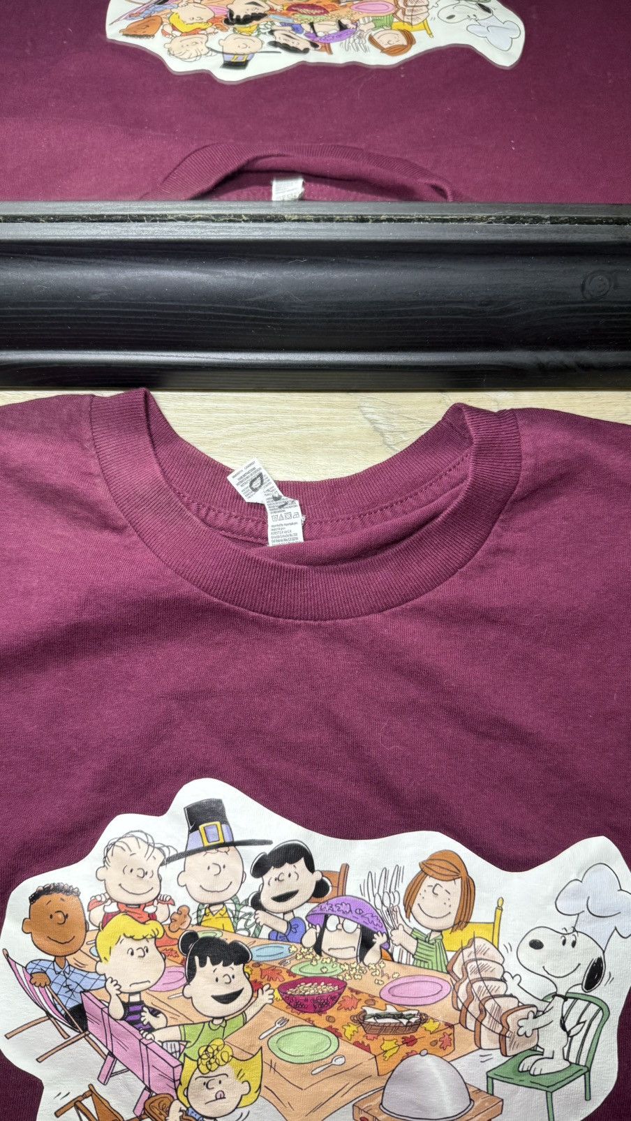 Peanuts Vintage / Y2K Peanuts / SNOOPPY Eating Dinner Shirt Size US XL / EU 56 / 4 - 3 Thumbnail