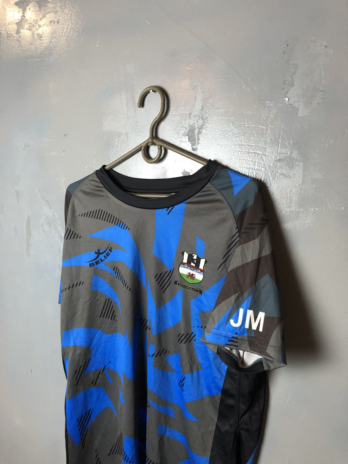 Other Men’s jersey Risca United size L Size US L / EU 52-54 / 3 - 3 Thumbnail