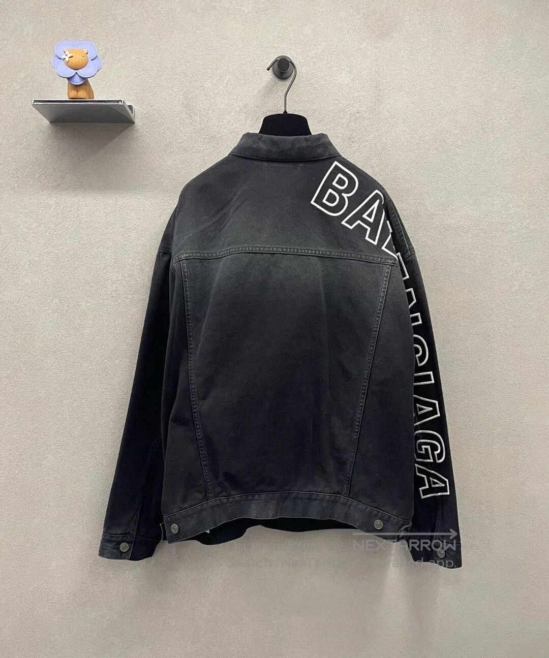 Balenciaga balenciaga denim jacket size s new style. Size US S / EU 44-46 / 1 - 2 Thumbnail