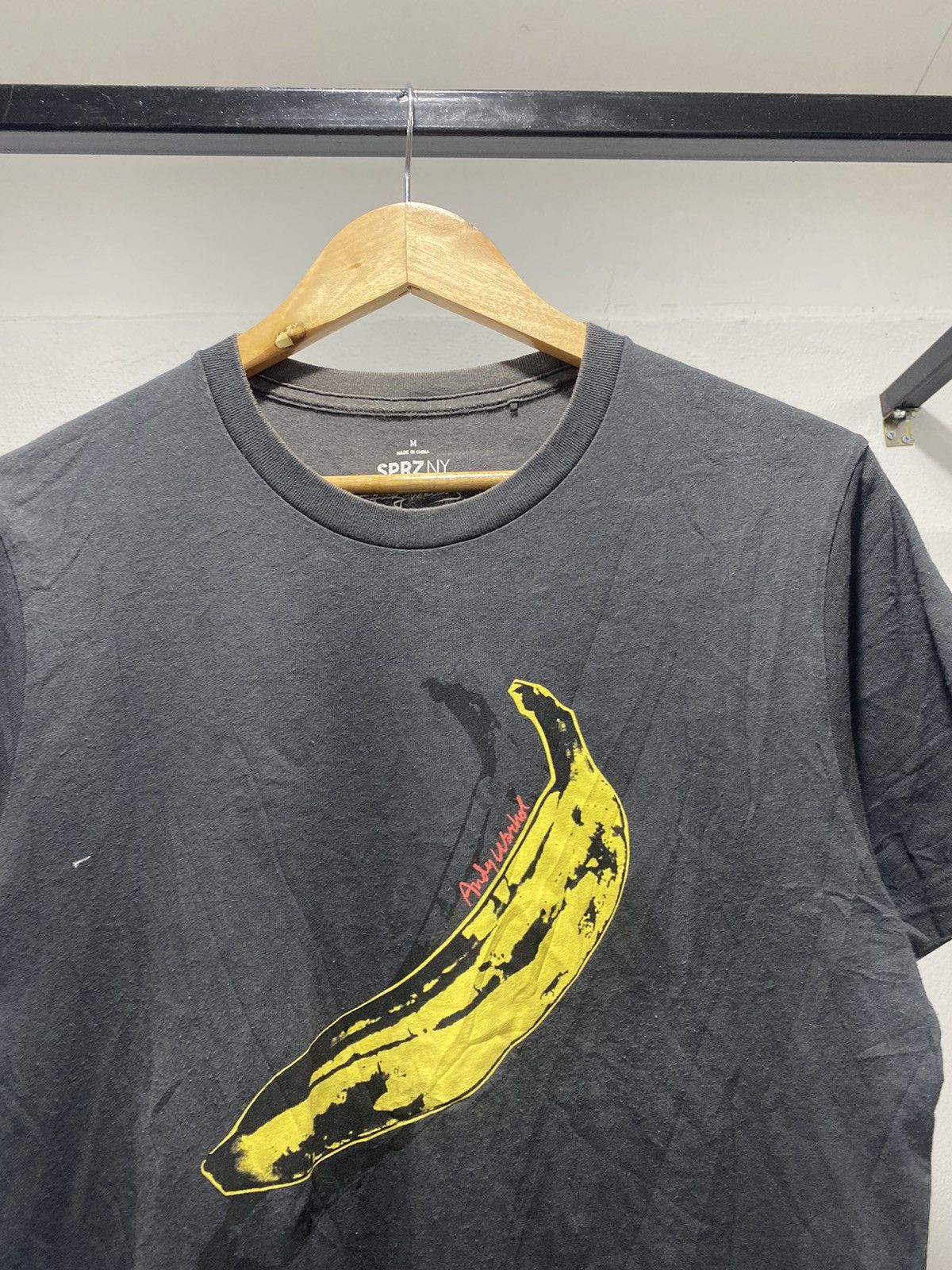 Andy Warhol × Uniqlo Sick🔥Andy Warhol x Uniqlo Banana Velvet Underground Tee Size US M / EU 48-50 / 2 - 3 Thumbnail
