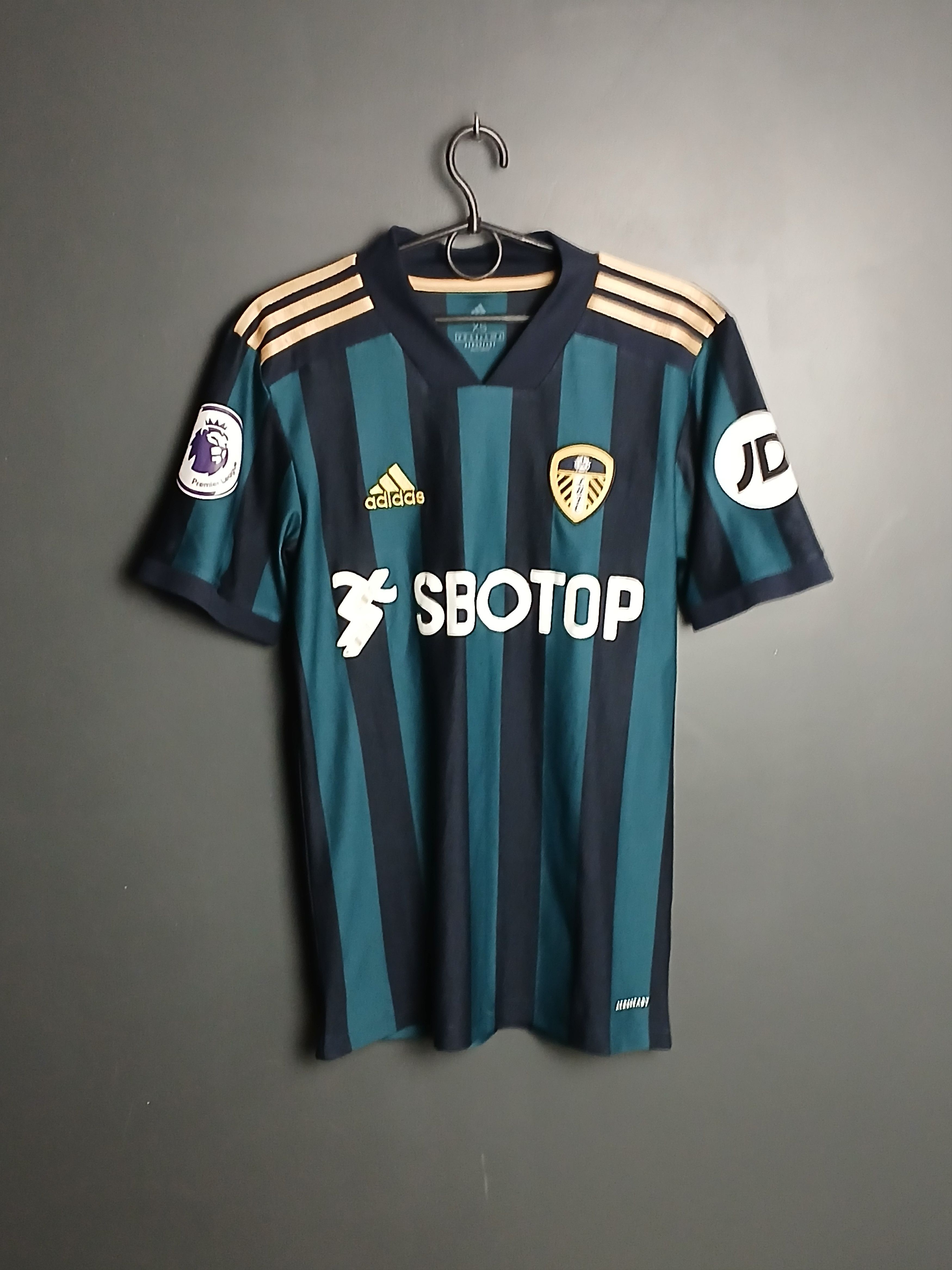 Adidas Leeds United Harrison Jersey T-Shirt sticky print Size US XS / EU 42 / 0 - 2 Thumbnail