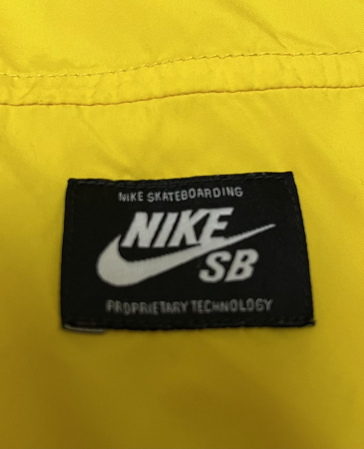 Nike Skateboard push Button Jacket