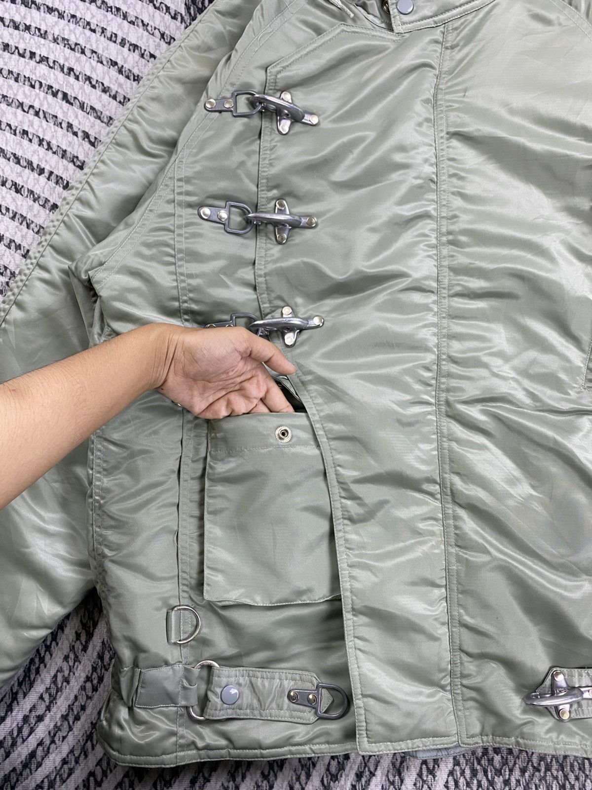 Other Vintage Grove Box U.S Military Garment Flight Jacket Size US L / EU 52-54 / 3 - 10 Thumbnail