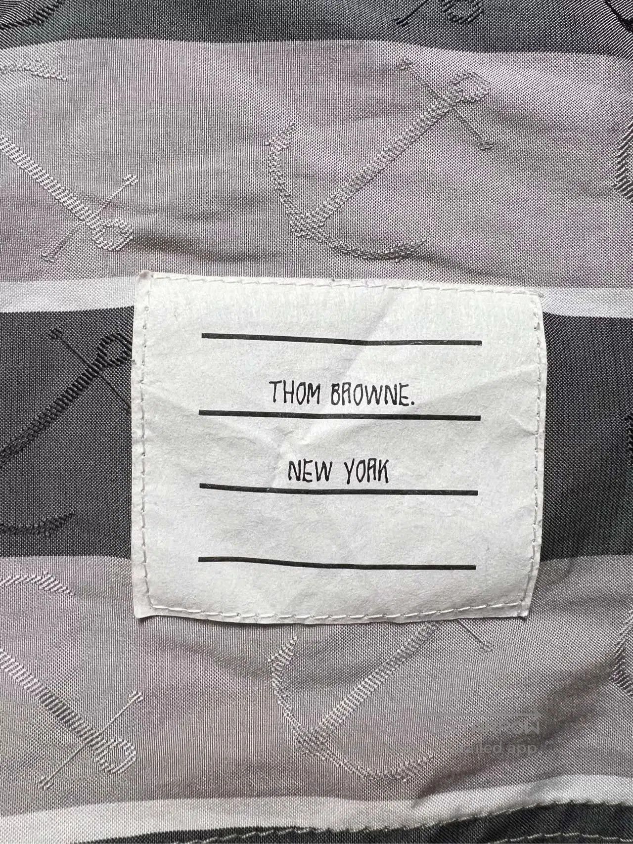 Thom Browne Thom Browne Beach Shorts Size 4. Size US 32 / EU 48 - 4 Thumbnail