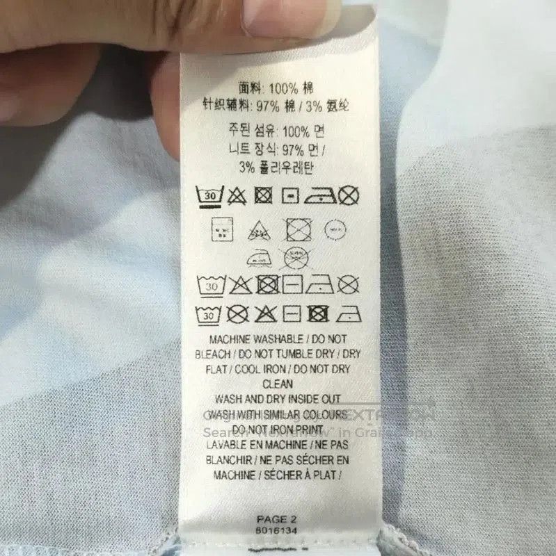 Burberry Burberry Light Blue Women's T-Shirt with Horse Print. Size S / US 4 / IT 40 - 5 Thumbnail