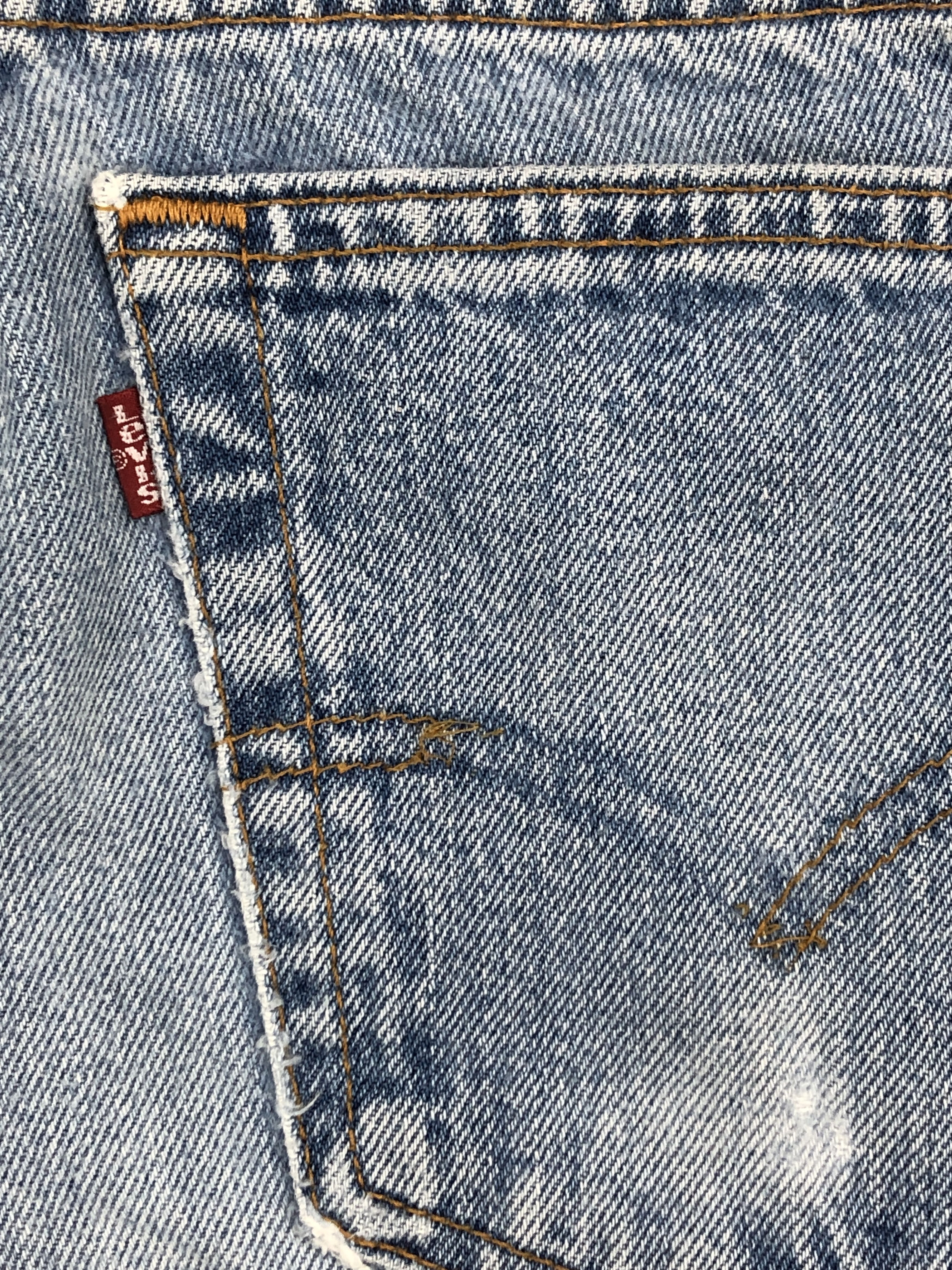 Levi's Vintage 90s Levis 550 Faded Blue Jeans 33x29 S0021 Size US 33 - 6 Thumbnail