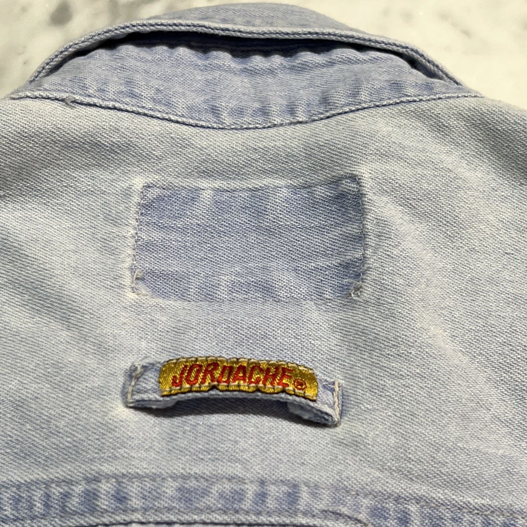 Jordache VINTAGE Jordache Jeanwear Short Sleeve Button Up Denim Cotton Women M Blue 90s Western Pockets Collared Button Classic Shirt Size 32" / US 10 / IT 46 - 6 Thumbnail