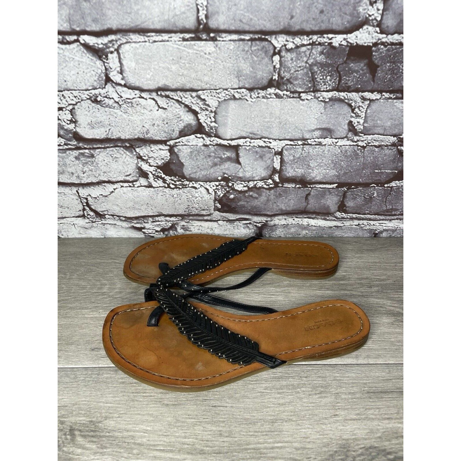 Coach Coach New York DENI Black Leather Feather Thong Flat Sandals Size US 8 / IT 38 - 16 Thumbnail