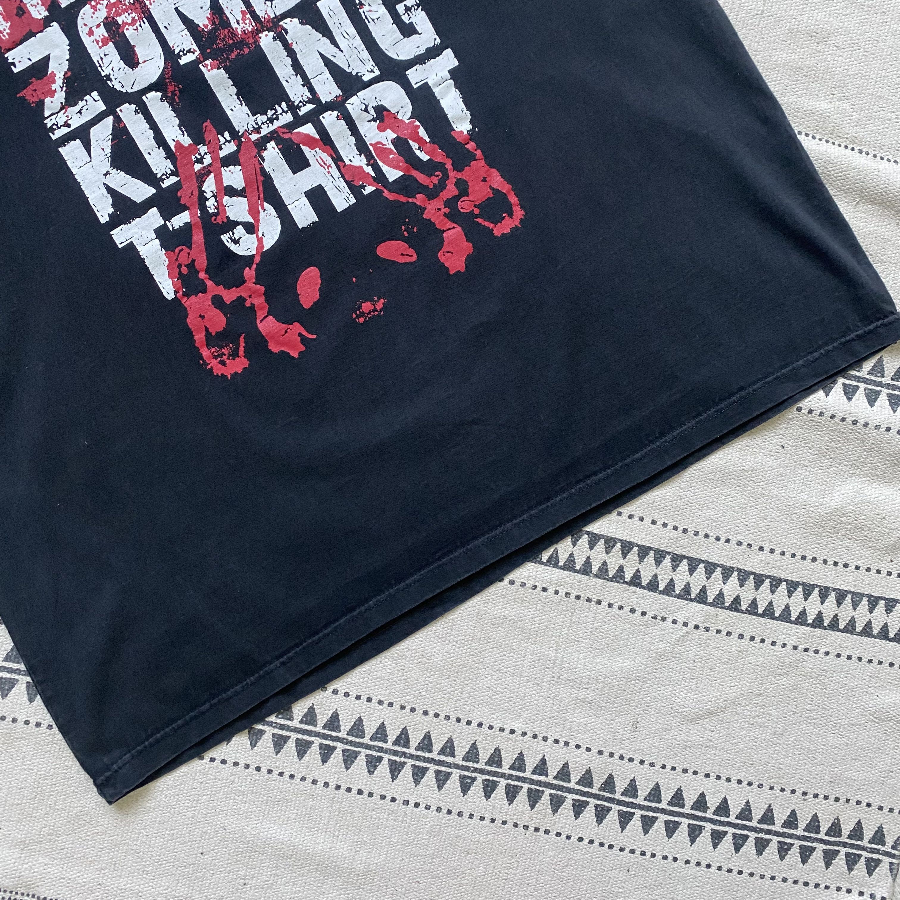 Expert Horror 🧟‍♂️Vintage 90s Humor tee Kill zombie Faded sleeveless Size US XL / EU 56 / 4 - 3 Thumbnail