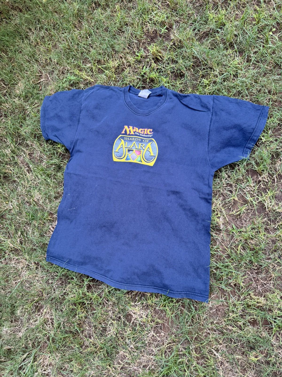 Vintage Vintage Magic The Gathering “Shards of Alara” Promo Tee Size US XL / EU 56 / 4 - 2 Thumbnail