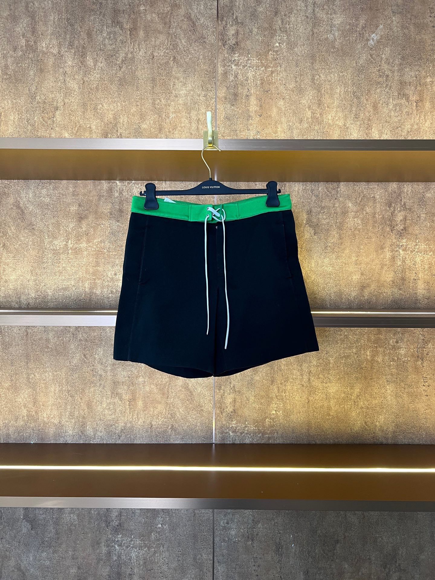 Miu Miu Miumiu Black Green Colorblock Shorts Size 40" / US 18 - 1 Thumbnail
