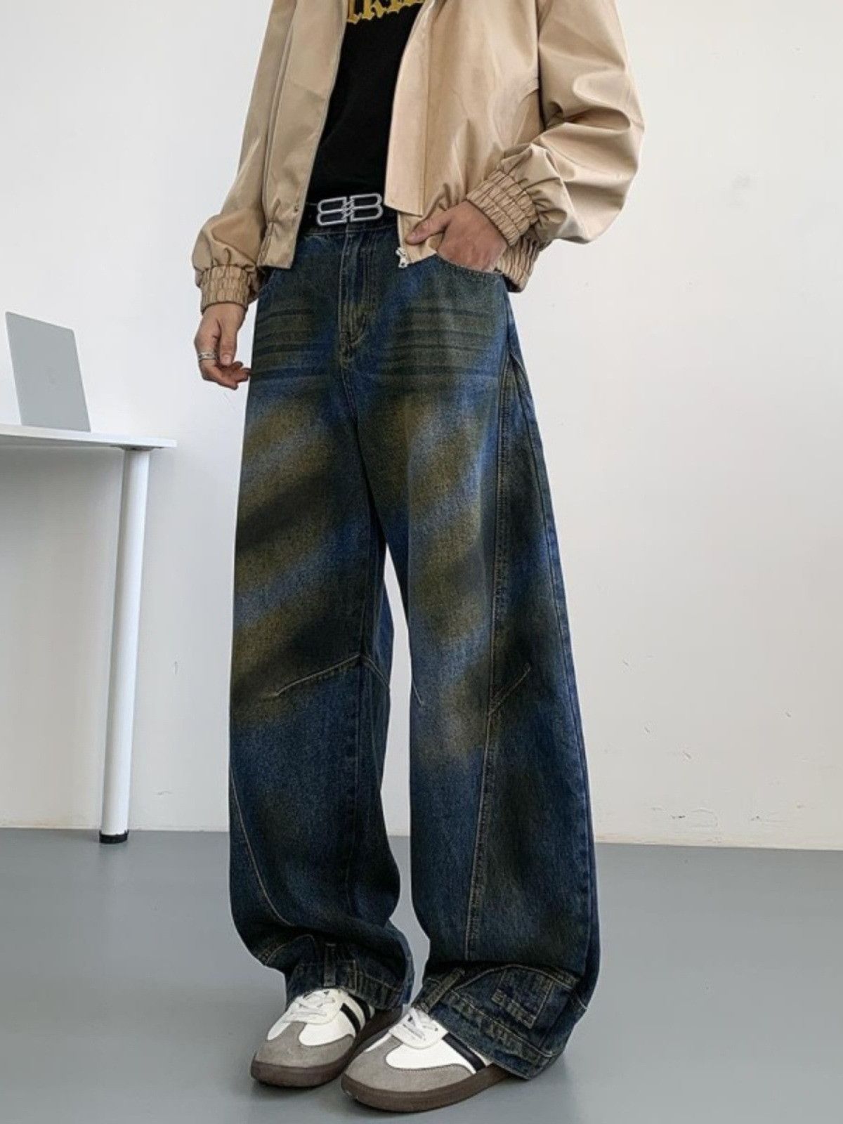 Japanese Brand American retro blue men's distressed curved jeans Size US 32 / EU 48 - 2 Thumbnail