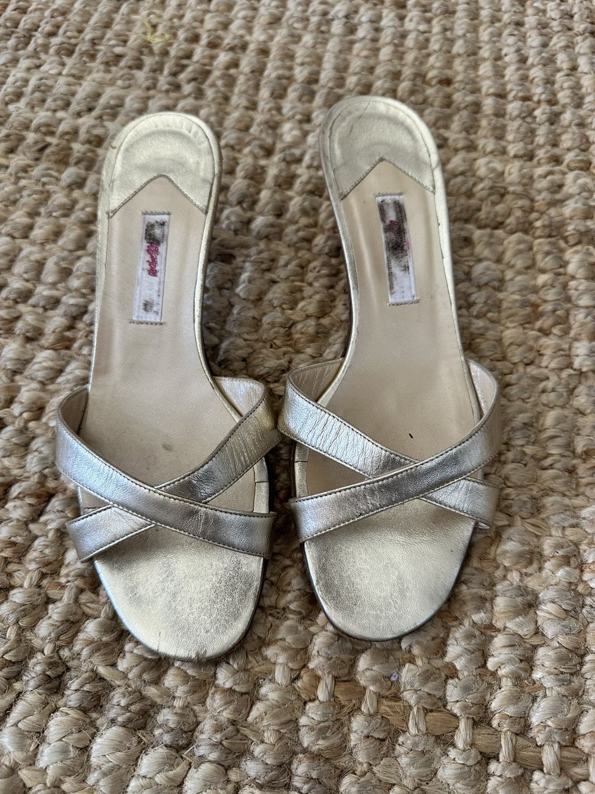 Other VERO CUOIO GOLD LEATHER WOMENS KITTEN HEEL SANDAL SIZE 36.5 Size US 6.5 / IT 36.5 - 2 Thumbnail