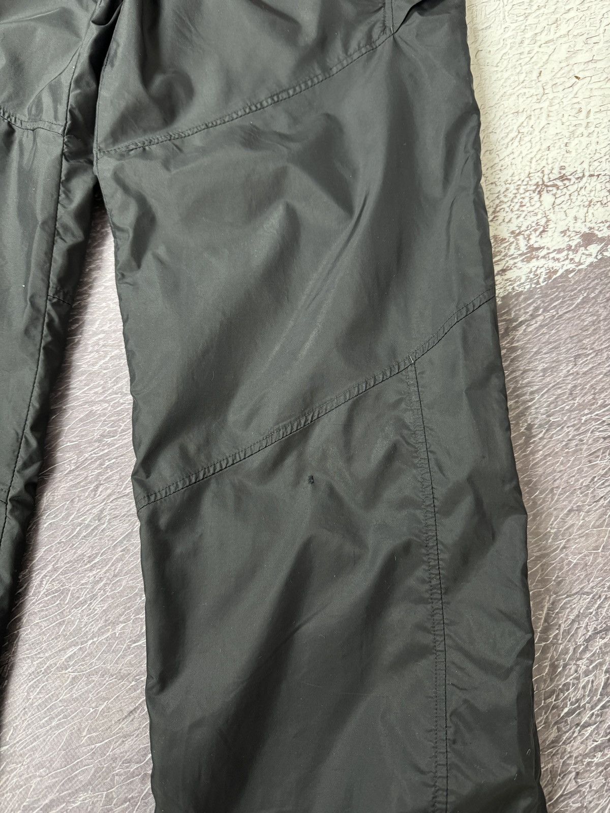 Nike Nike vintage Y2K double swoosh black nylon tightening pants Size US 38 / EU 54 - 6 Thumbnail