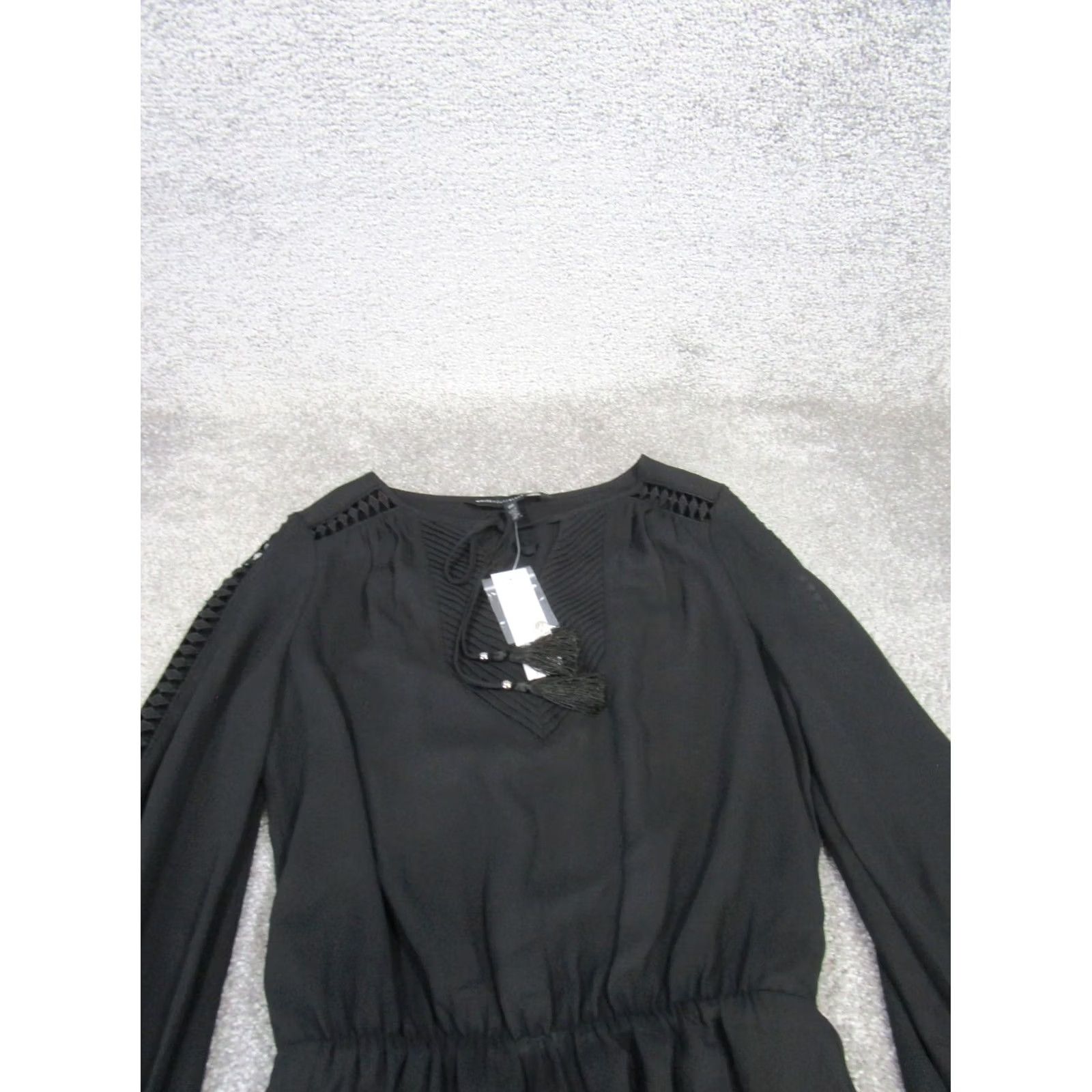White House Black Market White House Black Market Dress Womens 00 Black Puff Sleeve V-Neck Fit & Flare Short Short Black Womens Size XXS / US 00 / IT 34 - 2 Thumbnail
