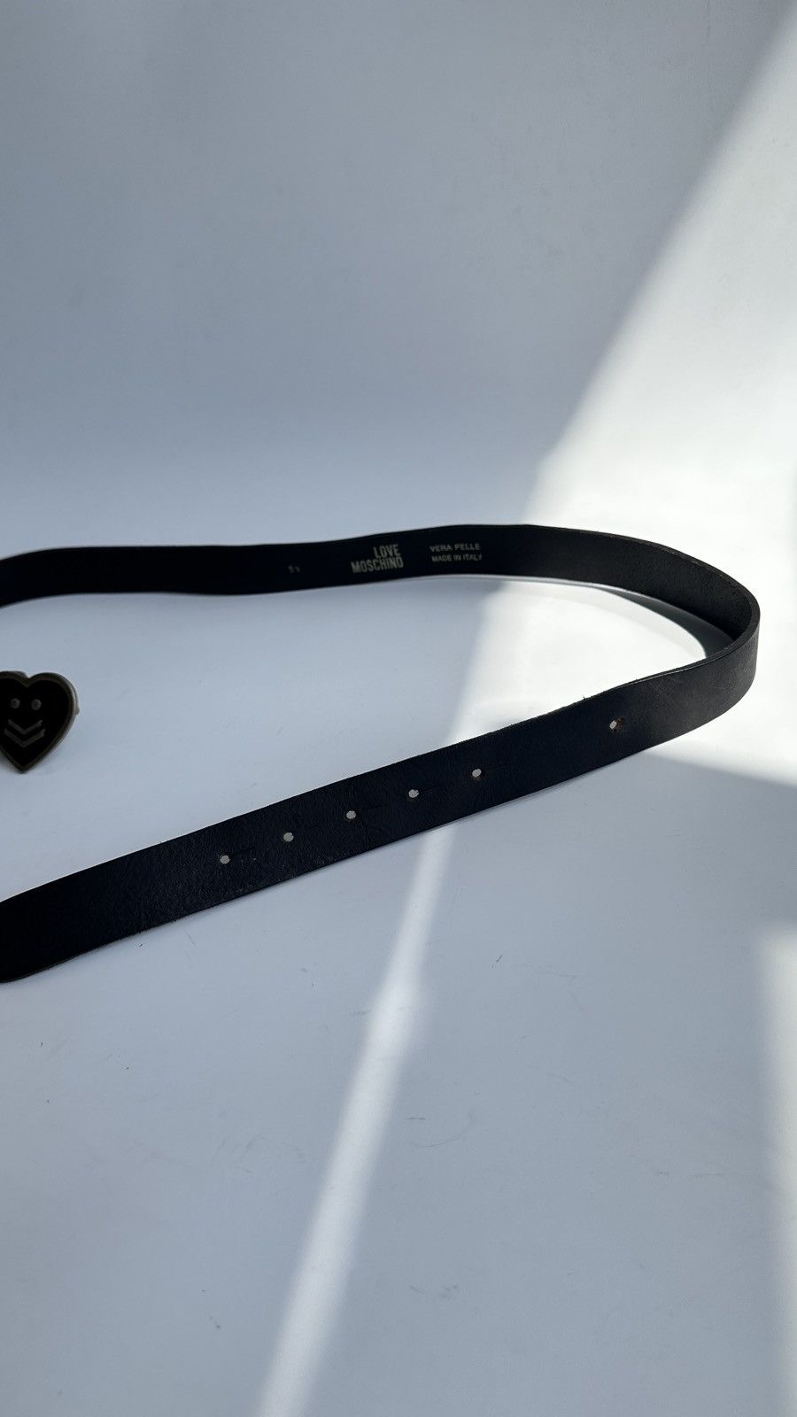 Love Moschino LOVE MOSCHINO Leather Belt 95 Heart Smiley Face Buckle Italy Size ONE SIZE - 6 Thumbnail