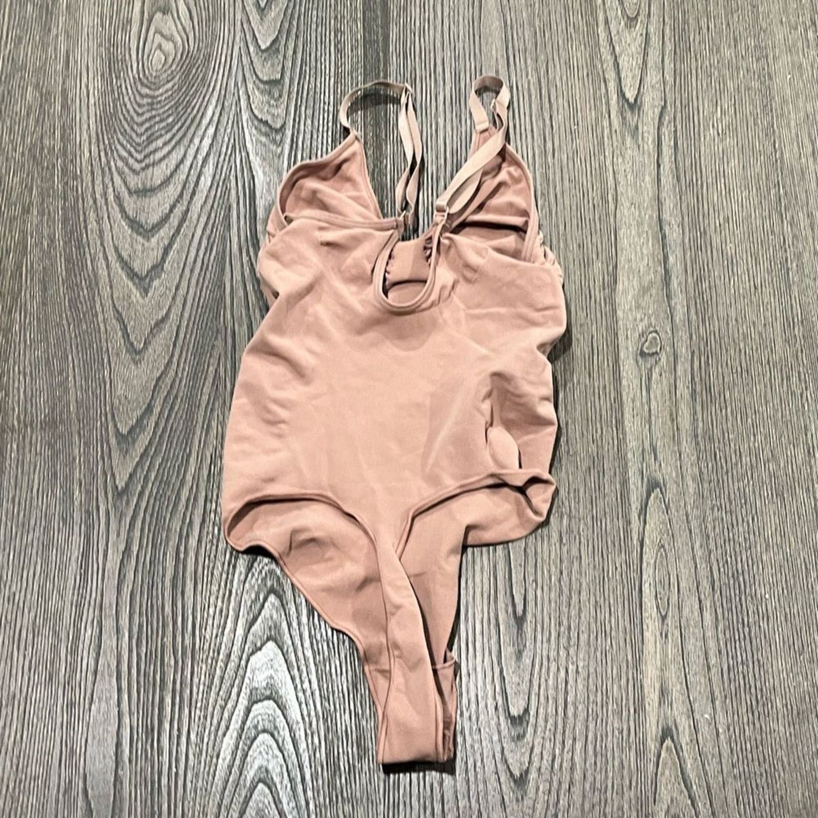 SKIMS NWOT Skims Sculpting Thong Bodysuit - Size 2X/3X Size XXL / US 16-18 / IT 52-54 - 4 Thumbnail