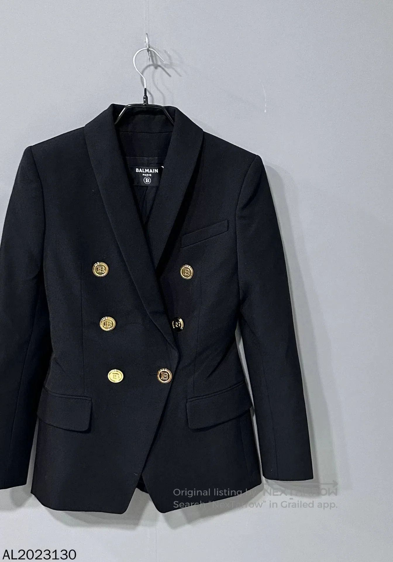 Balmain BALMAIN Gold Button Blazer. Size XXS / US 00 / IT 34 - 2 Thumbnail