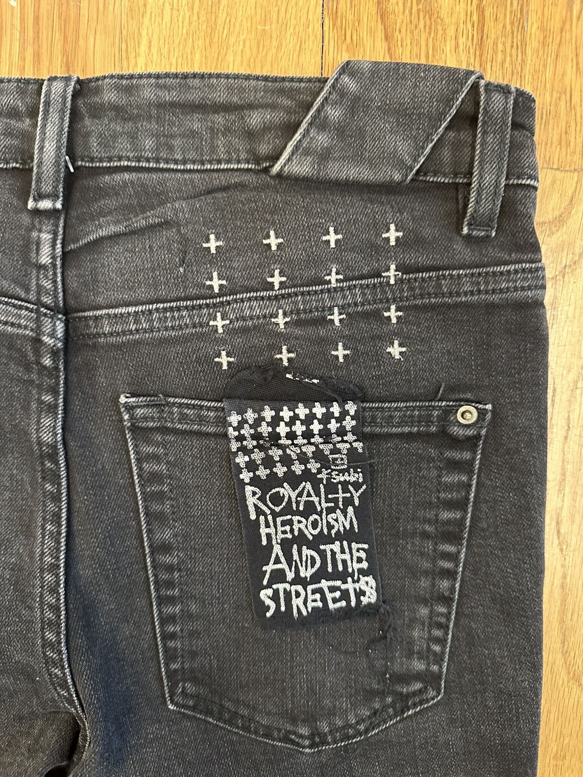 Ksubi Ksubi Knee Hole Patch Black Denim Jeans Size 28 Size US 28 / EU 44 - 4 Thumbnail