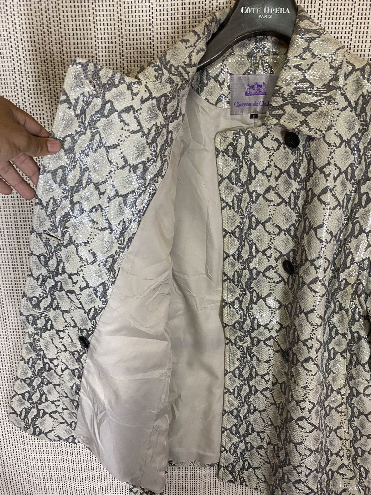 Designer ‼️CHATEAU DE CHALLAIN SNAKE SKIN DESIGN VERY RARE‼️ Size US M / EU 48-50 / 2 - 10 Thumbnail