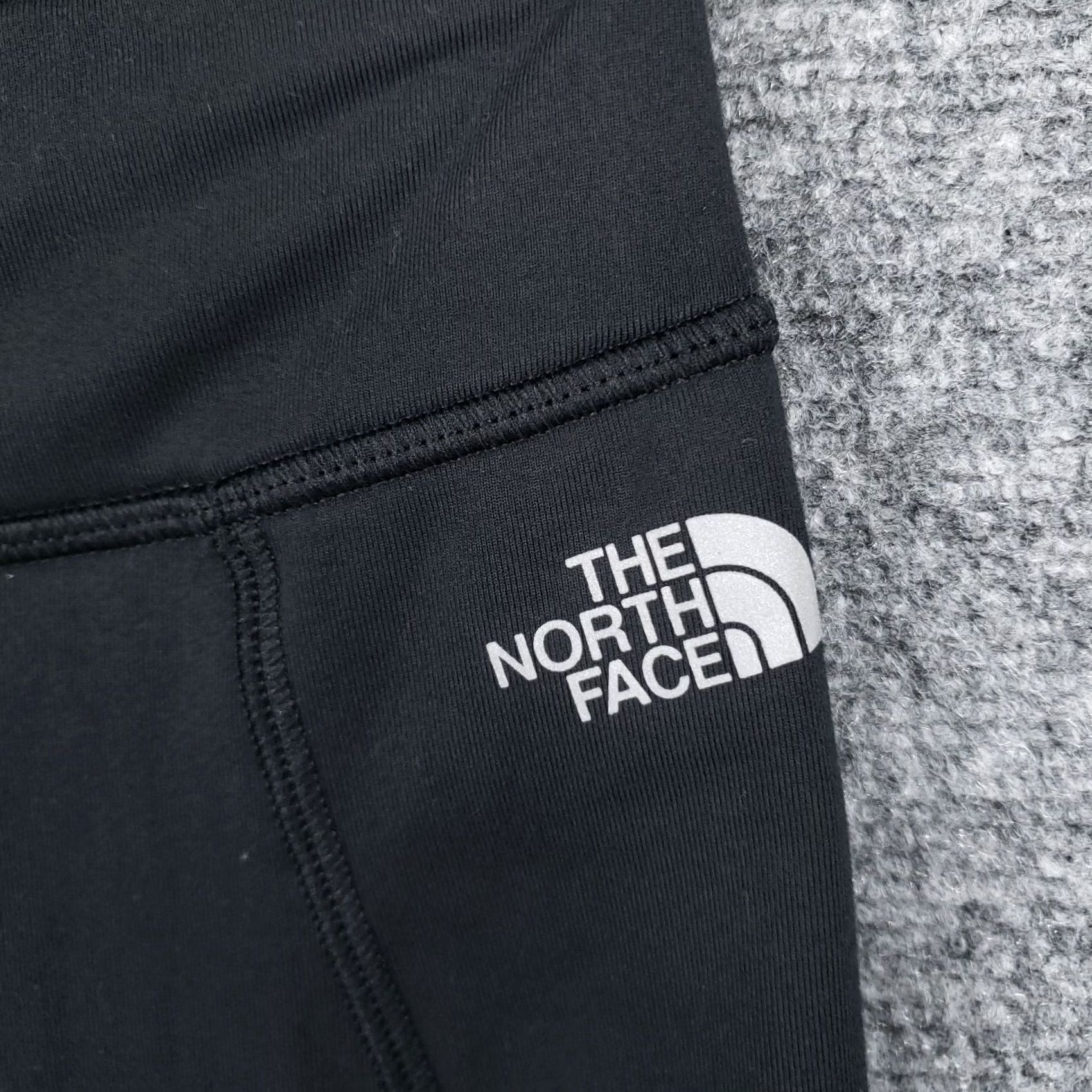 The North Face The North Face Leggings Women XS Black Ankle Mid Rise Athletic Active Outdoor Yoga Hiking Running Gym & Training Womens XS Black Leggings Size 26" / US 2 / IT 38 - 7 Thumbnail